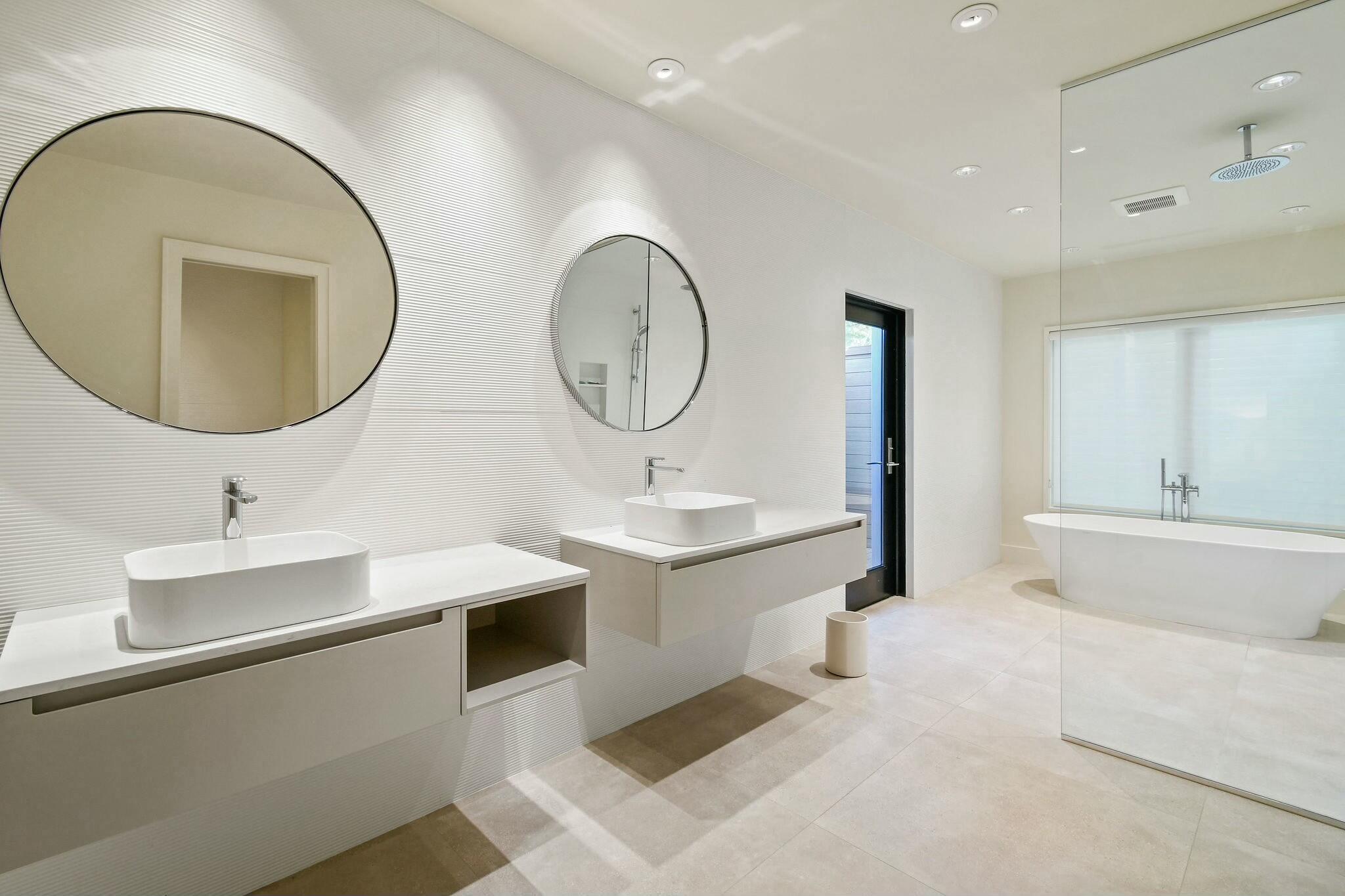 170 Beacon, Jupiter Inlet Colony FL 33469