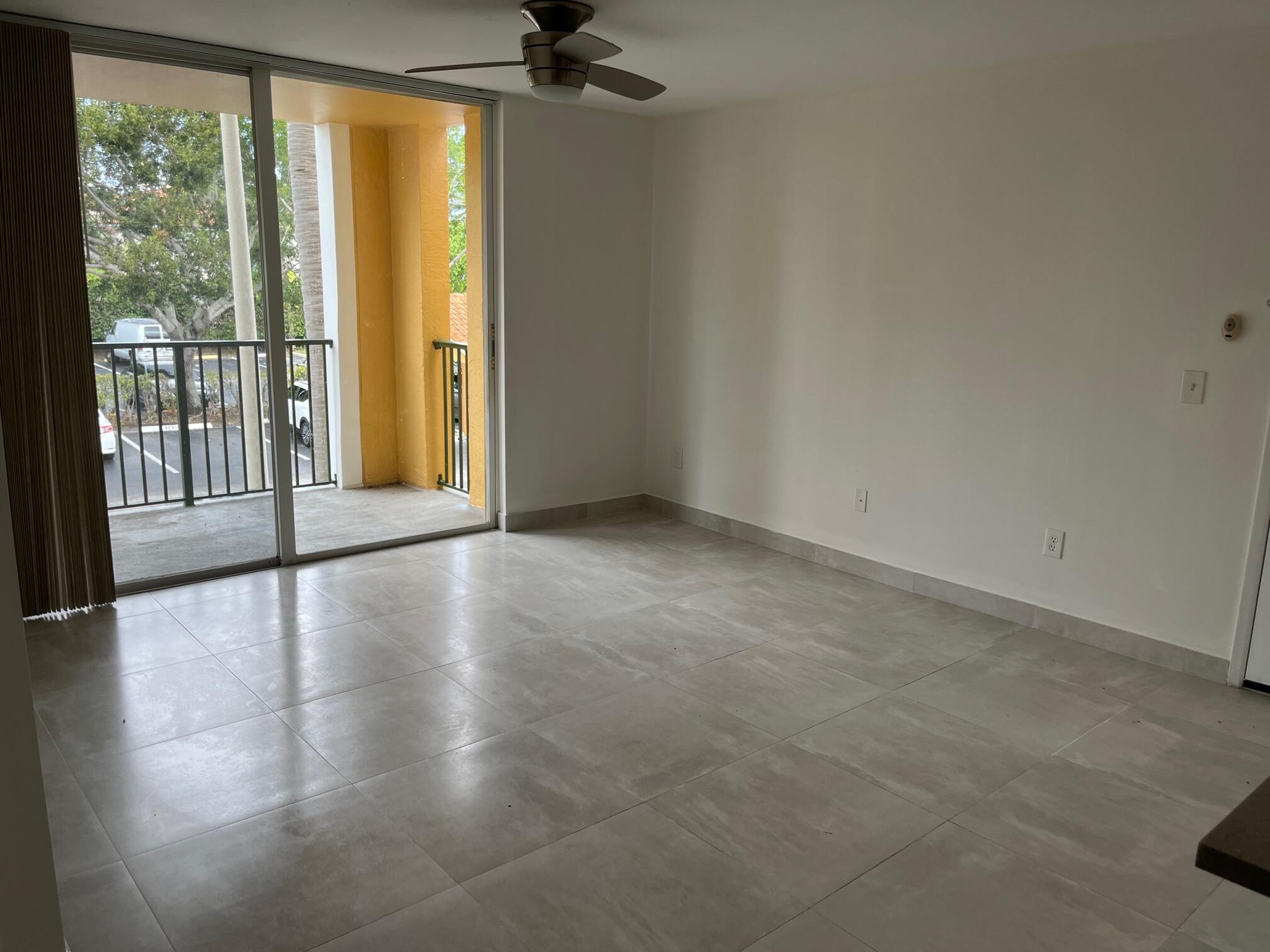 160 Yacht Club #209, Hypoluxo FL 33462