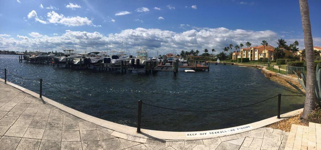 160 Yacht Club #209, Hypoluxo FL 33462
