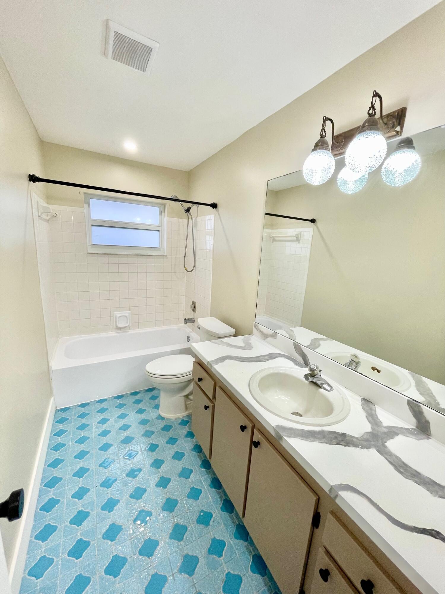8205 NW 106th, Tamarac FL 33321