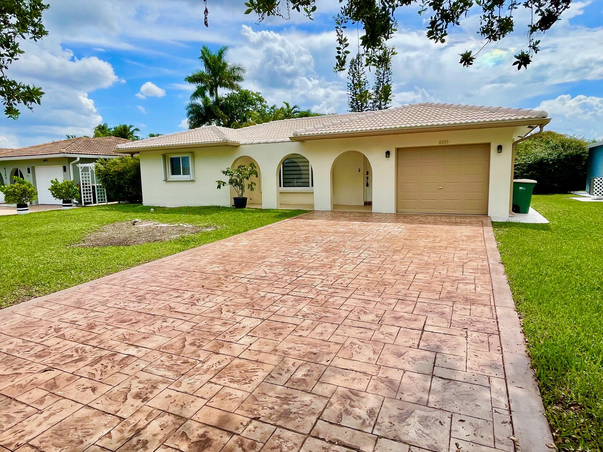 8205 NW 106th, Tamarac FL 33321