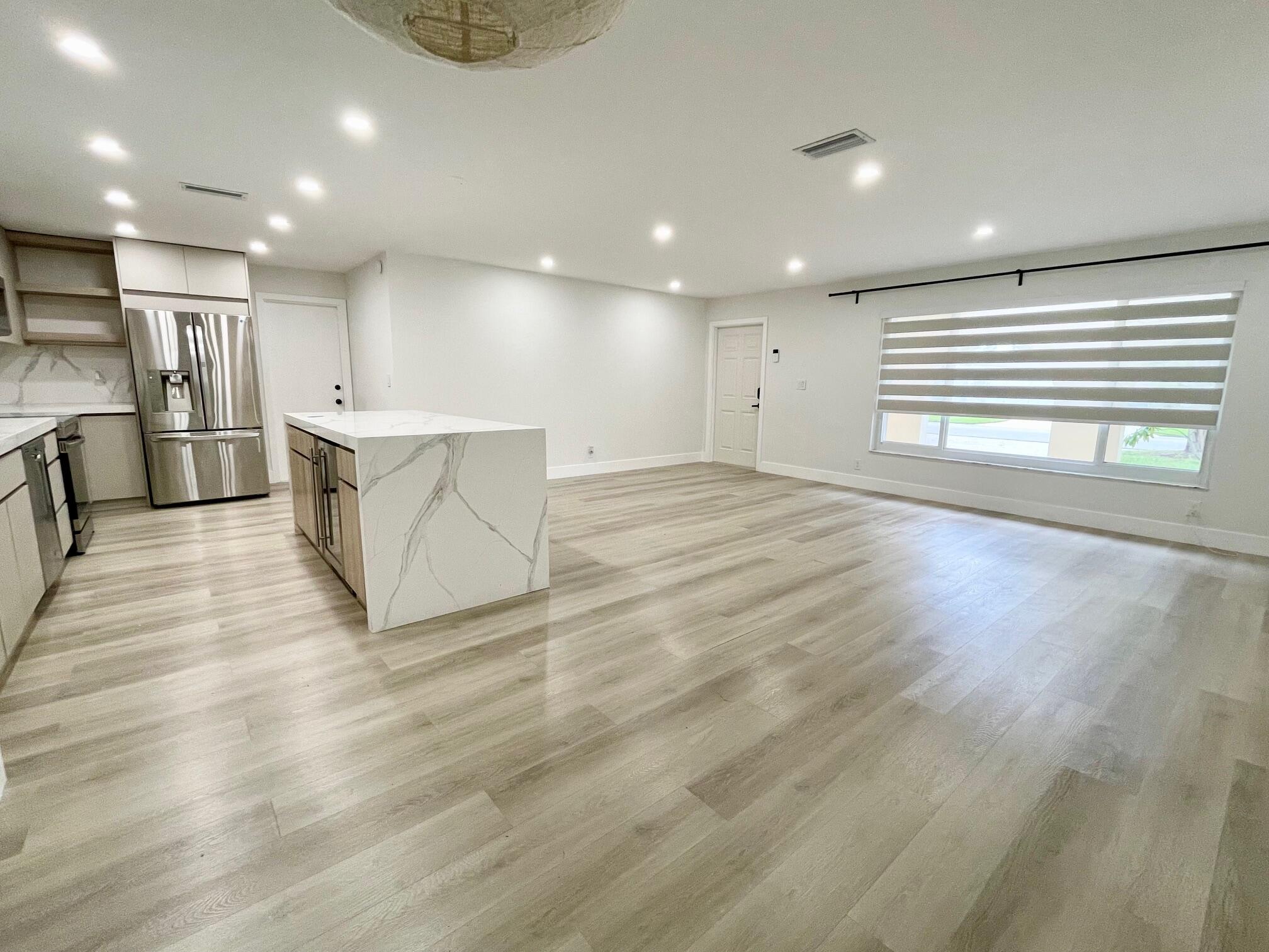 8205 NW 106th, Tamarac FL 33321