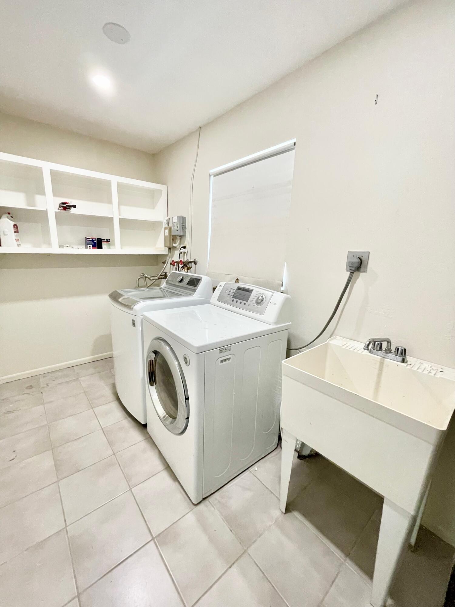 8205 NW 106th, Tamarac FL 33321