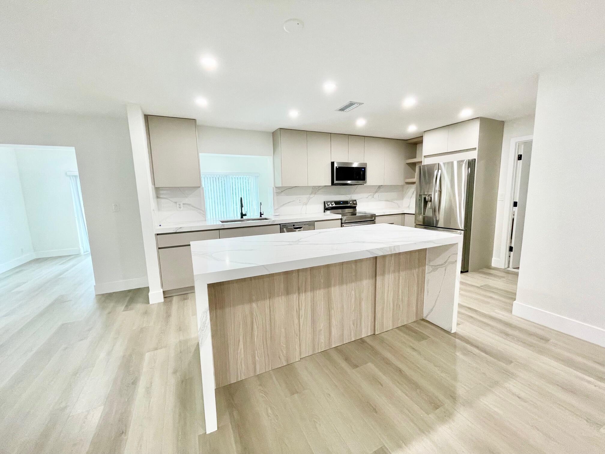 8205 NW 106th, Tamarac FL 33321