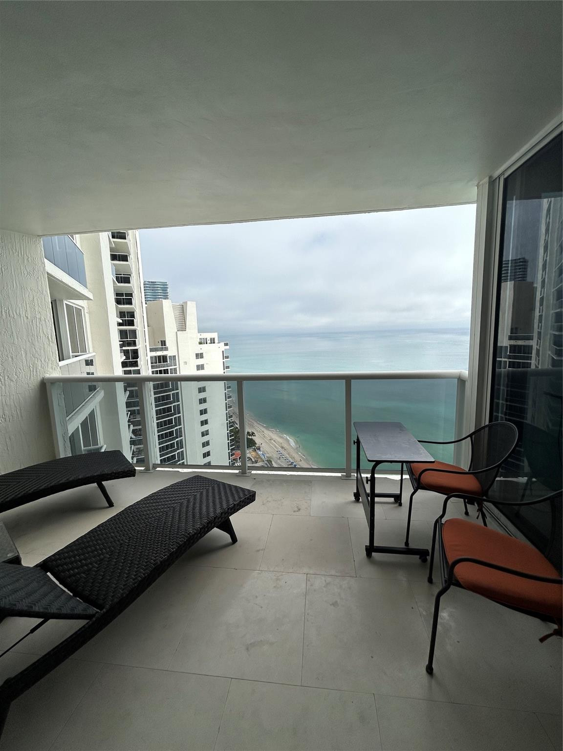 19111 Collins #2807, Sunny Isles Beach FL 33160