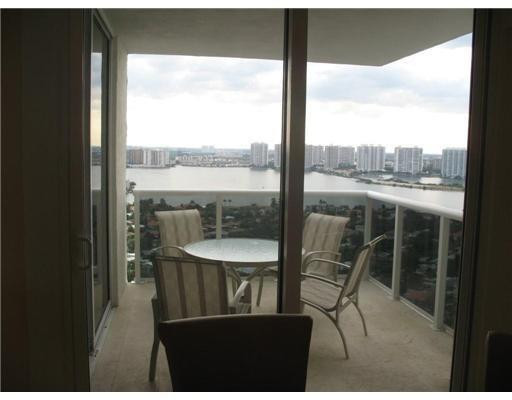 19111 Collins #2807, Sunny Isles Beach FL 33160