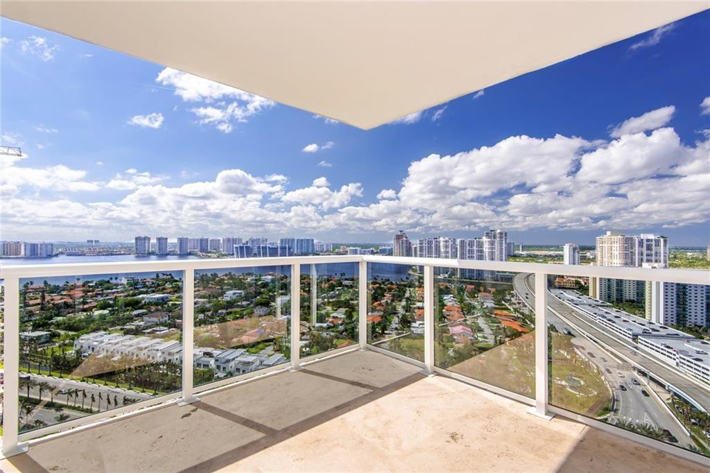 19111 Collins #2807, Sunny Isles Beach FL 33160