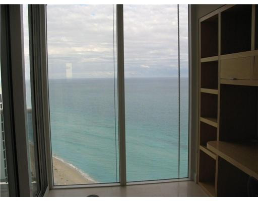 19111 Collins #2807, Sunny Isles Beach FL 33160