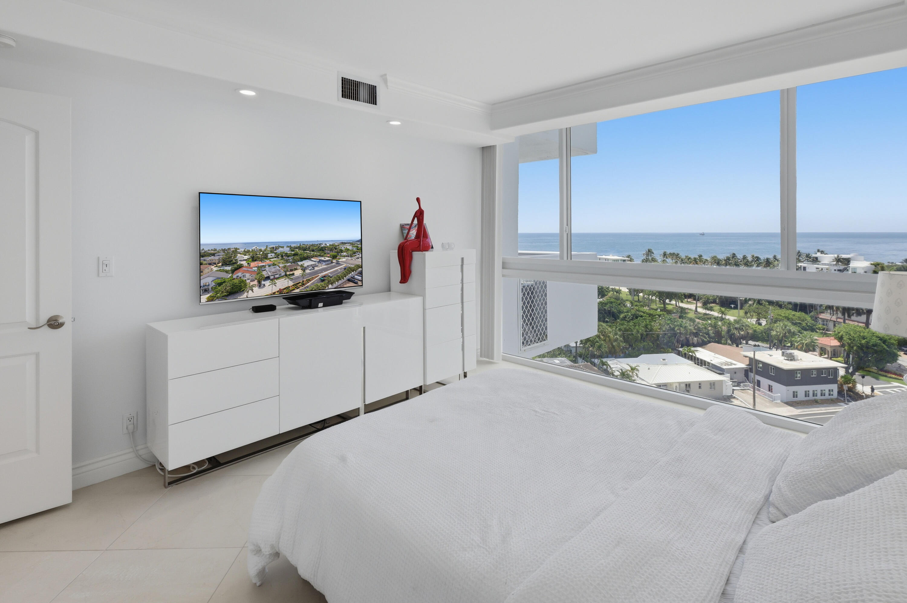 2715 N Ocean #10c, Fort Lauderdale FL 33308