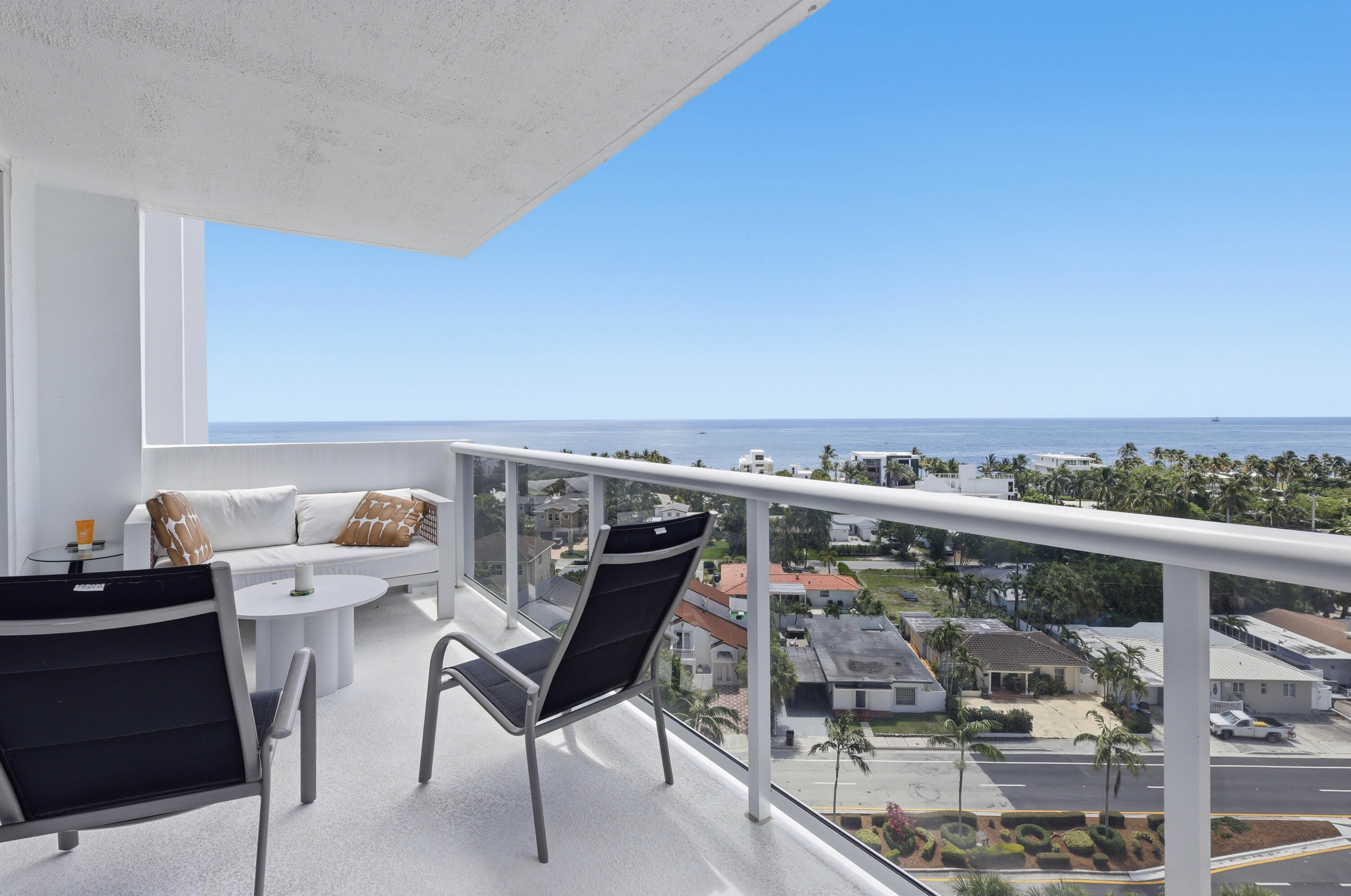 2715 N Ocean #10c, Fort Lauderdale FL 33308