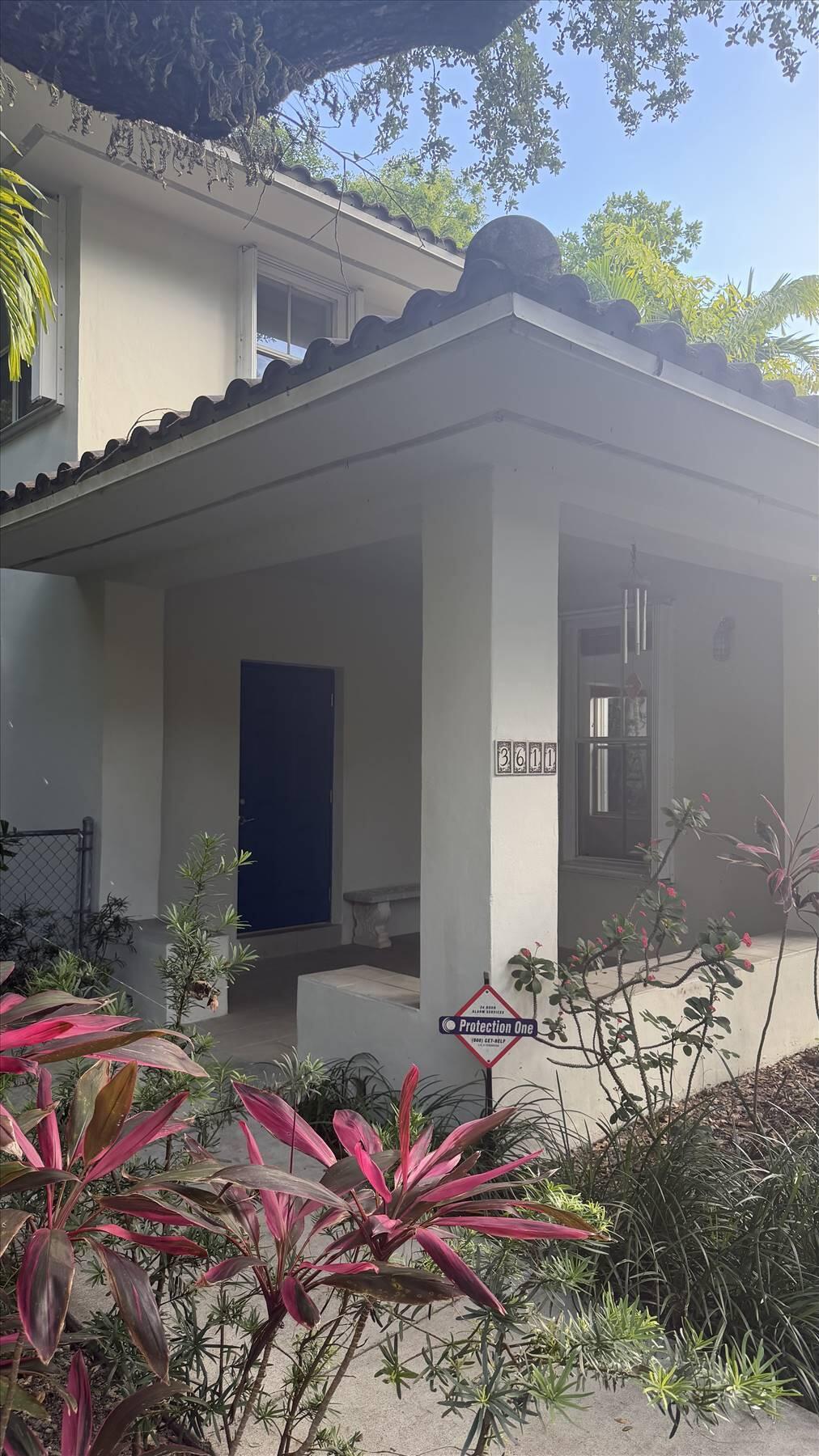 3611 SW 37th #19, Coconut Grove FL 33133