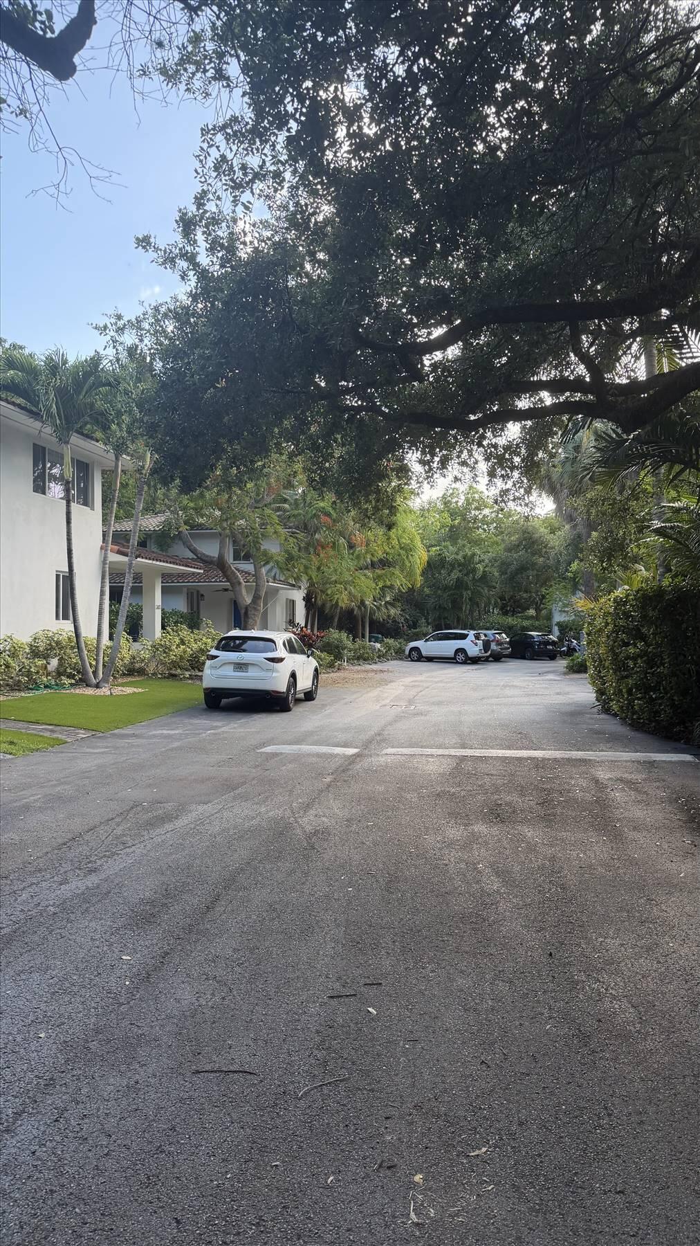 3611 SW 37th #19, Coconut Grove FL 33133