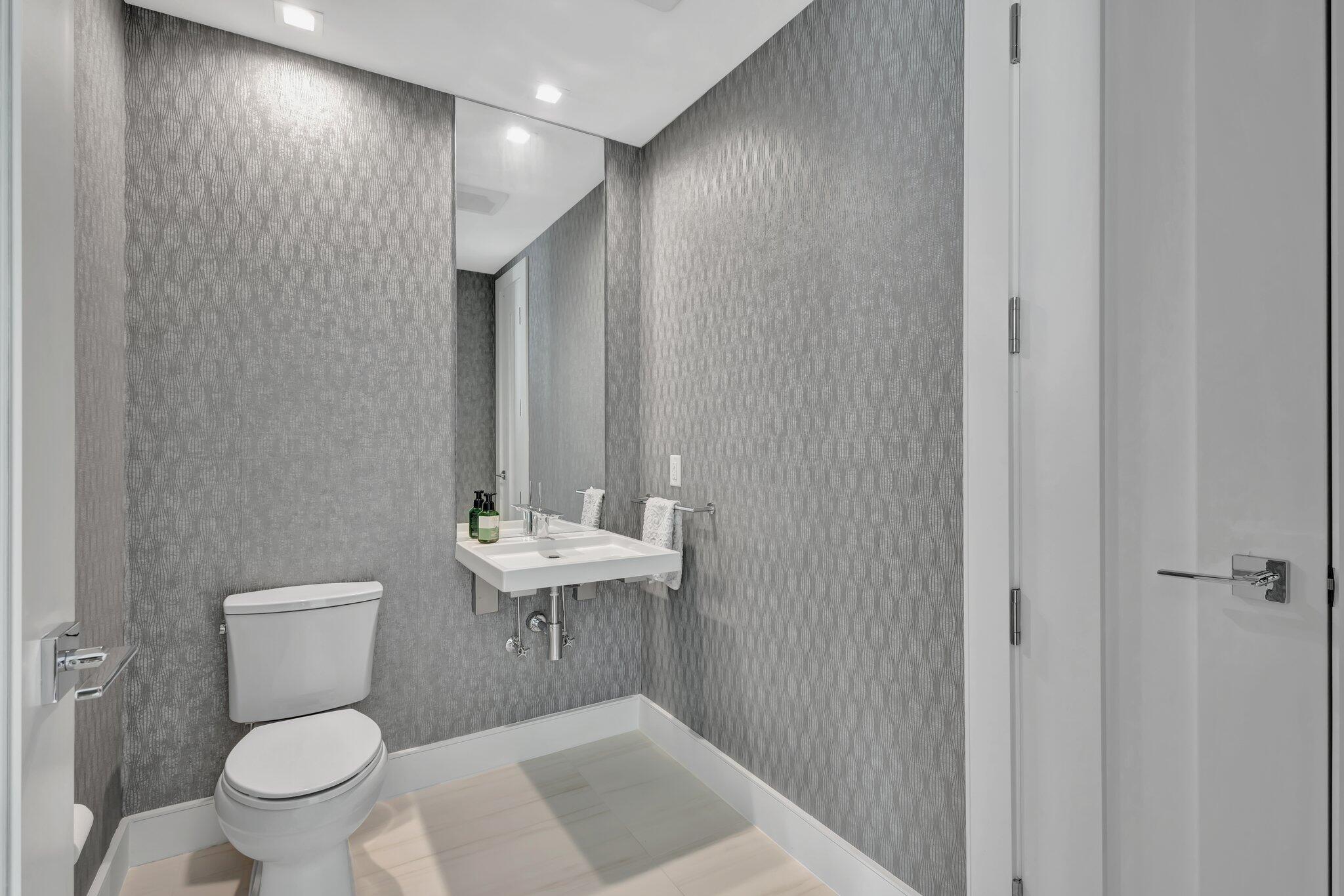 3730 N Ocean #12c, Singer Island FL 33404