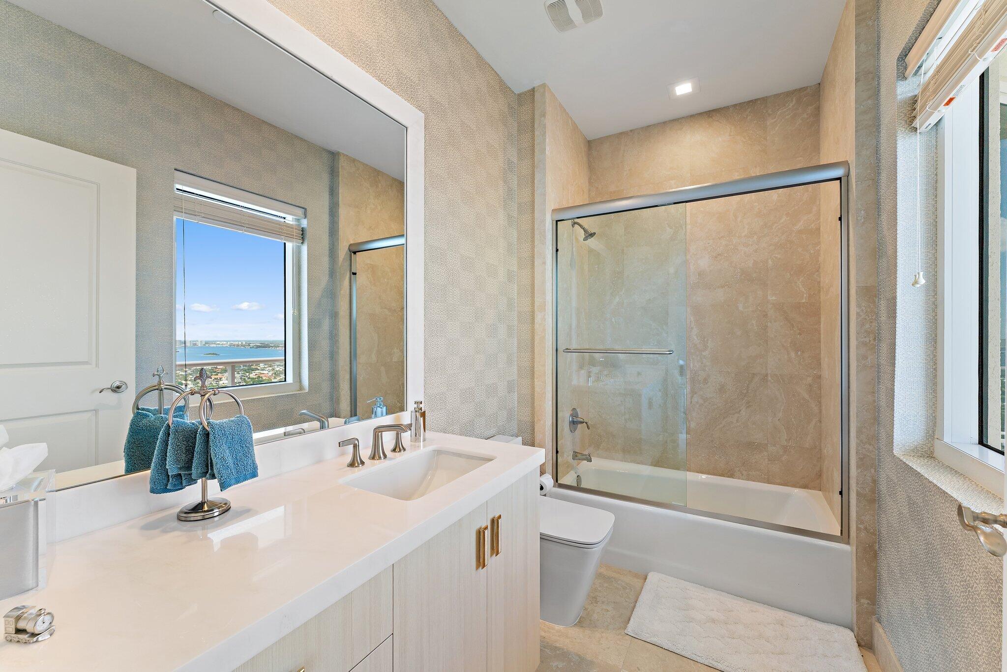 2700 N Ocean #Ph-1b, Riviera Beach FL 33404