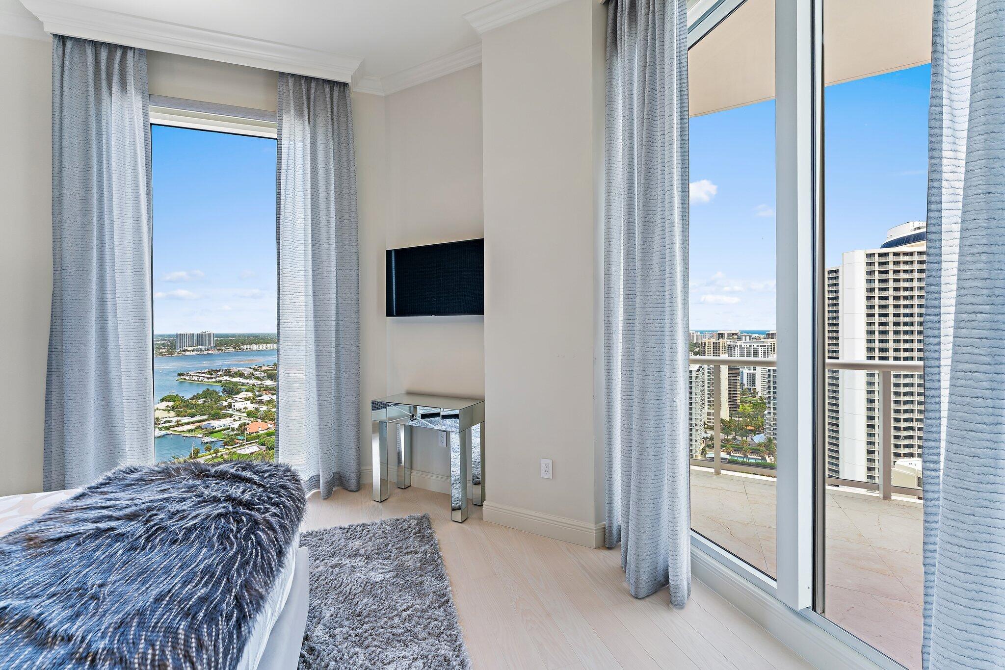 2700 N Ocean #Ph-1b, Riviera Beach FL 33404