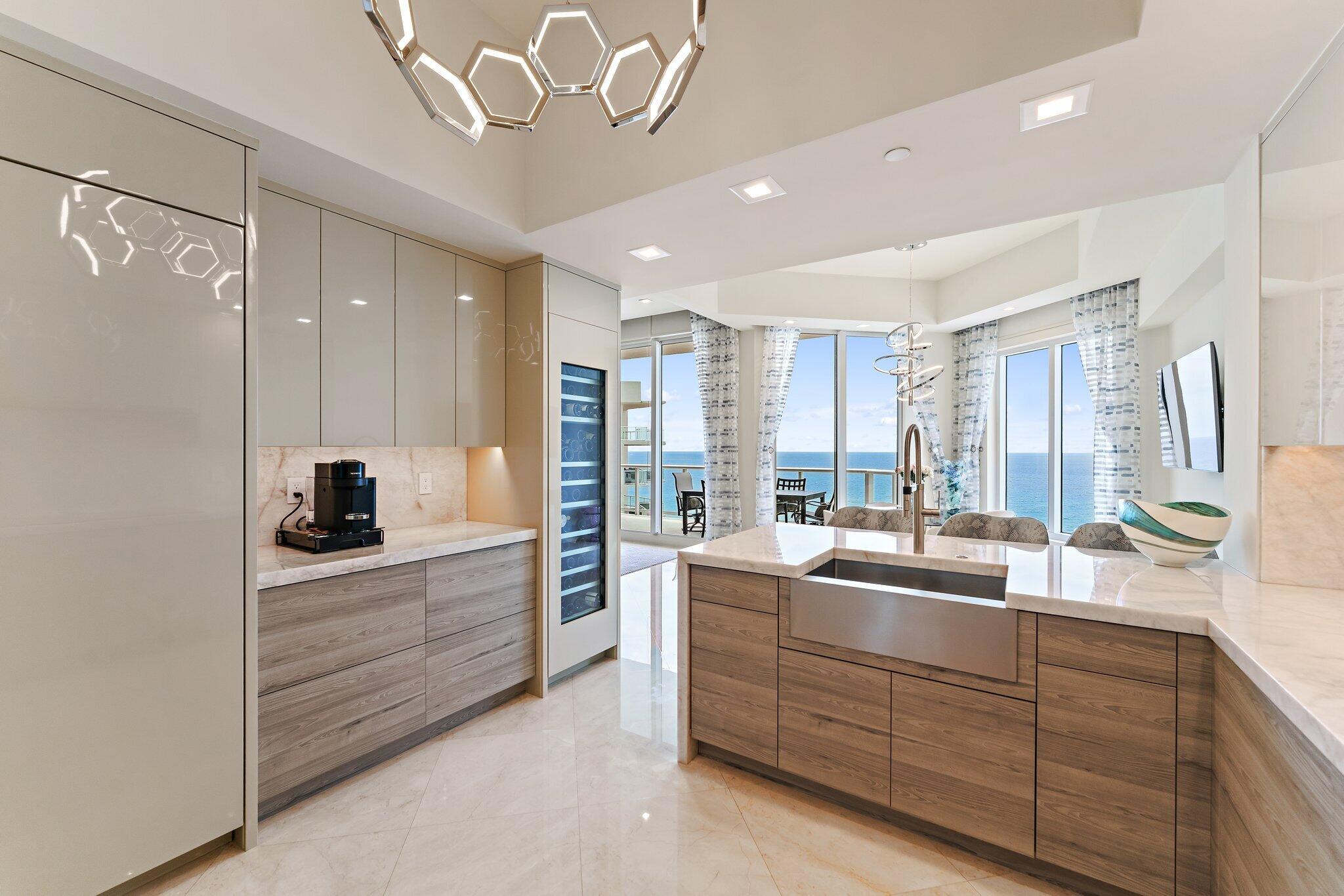 2700 N Ocean #Ph-1b, Riviera Beach FL 33404