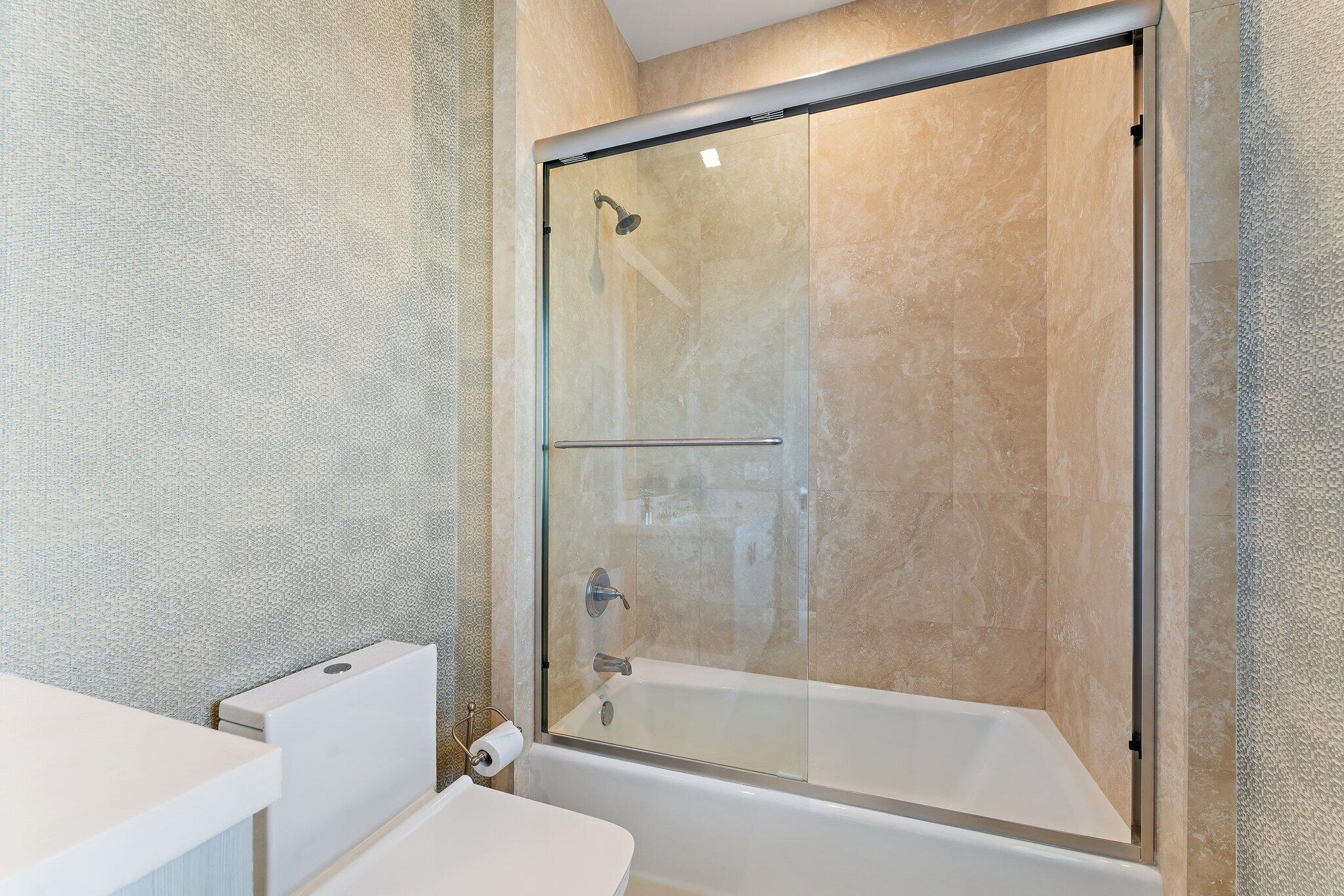 2700 N Ocean #Ph-1b, Riviera Beach FL 33404