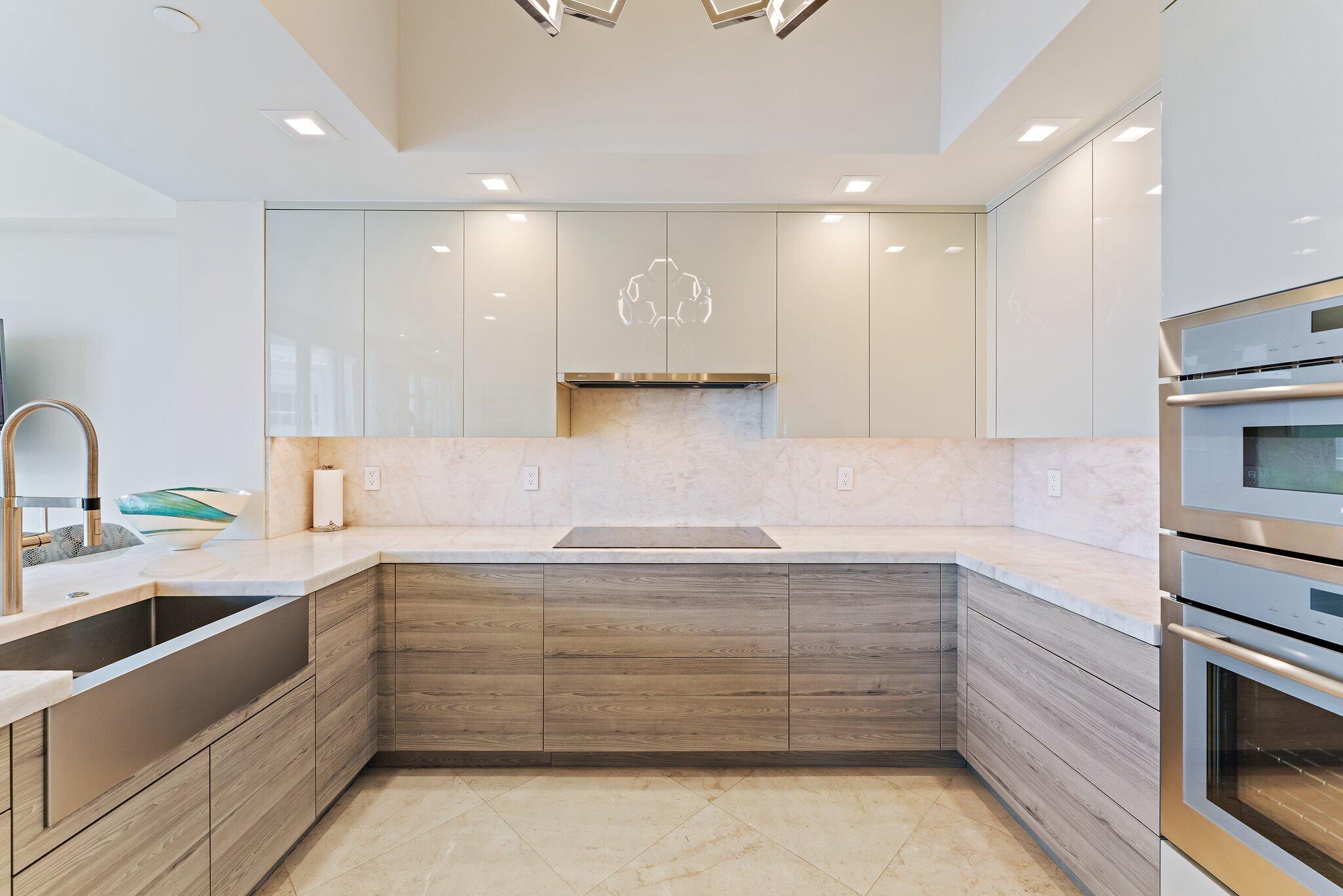 2700 N Ocean #Ph-1b, Riviera Beach FL 33404