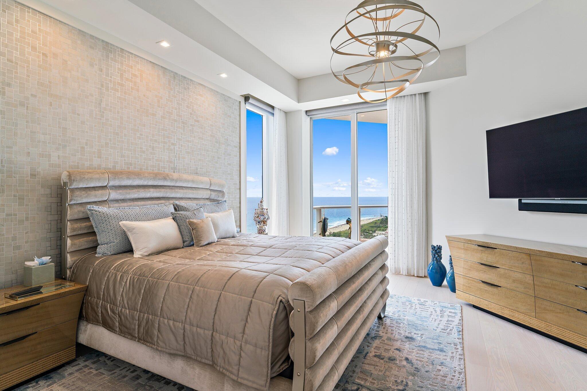 2700 N Ocean #Ph-1b, Riviera Beach FL 33404