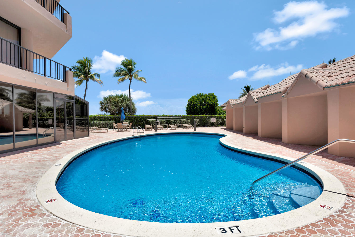 530 Ocean #202, Juno Beach FL 33408