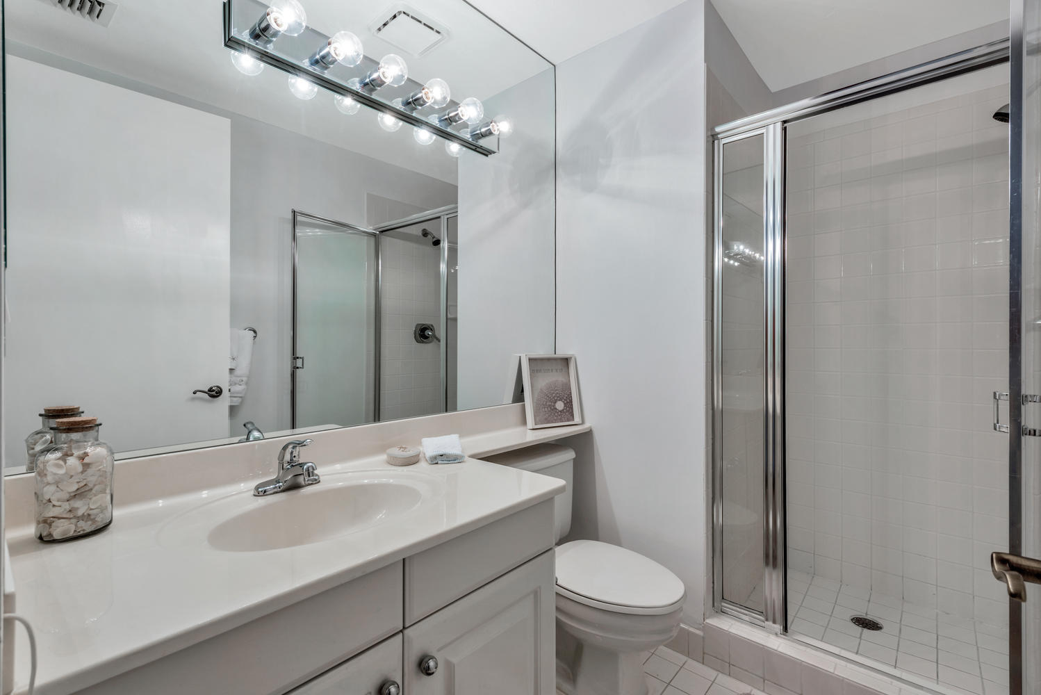 530 Ocean #202, Juno Beach FL 33408
