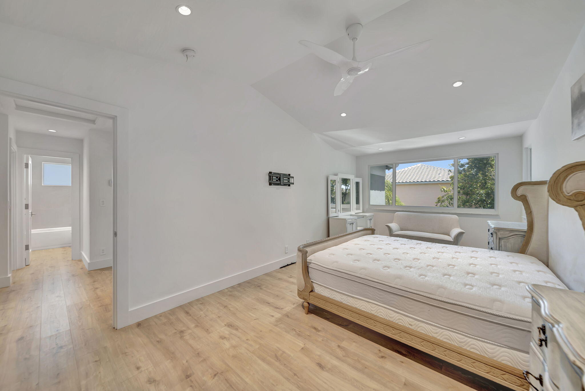 5631 NW 43rd, Coconut Creek FL 33073