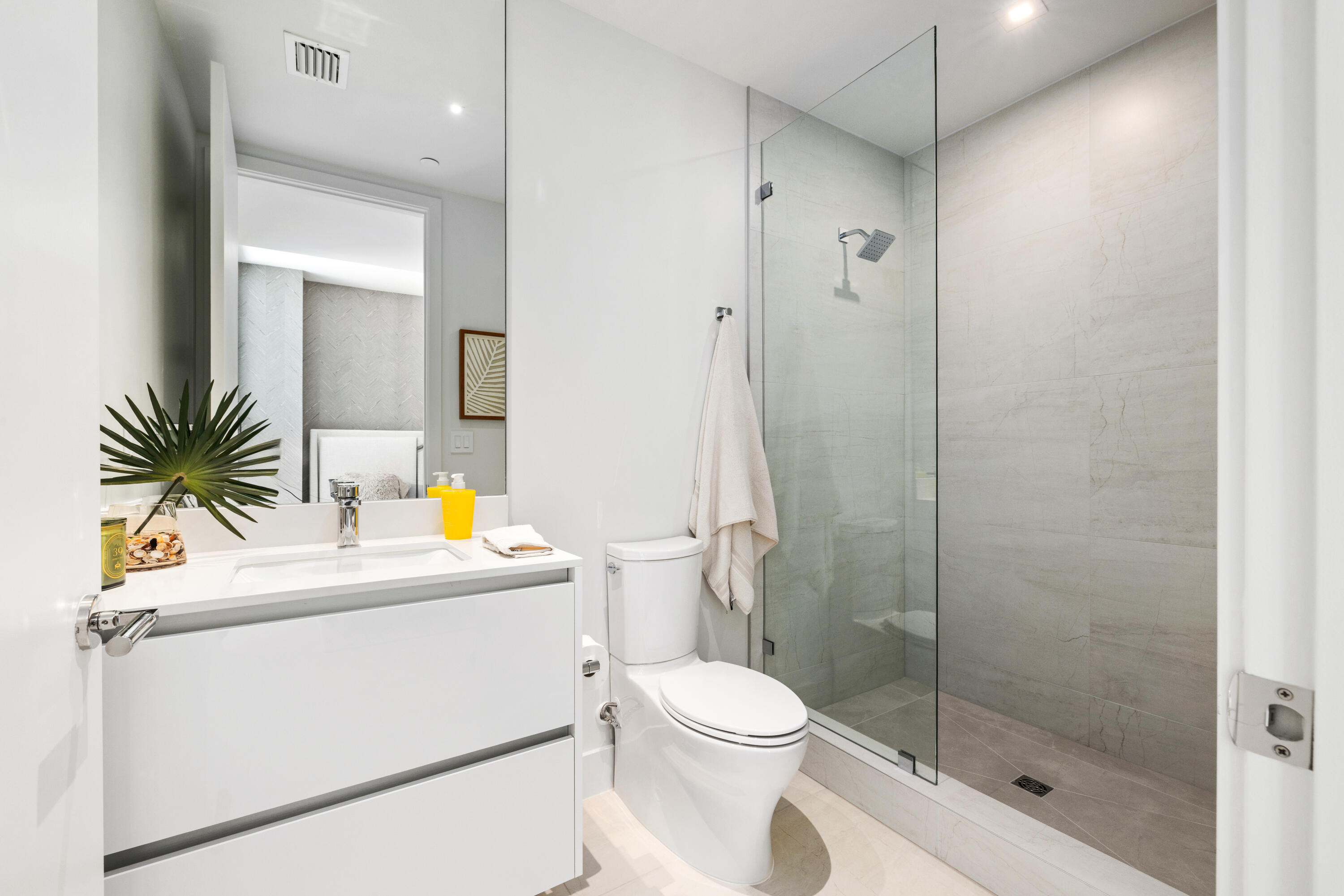 305 Briny #804, Pompano Beach FL 33062