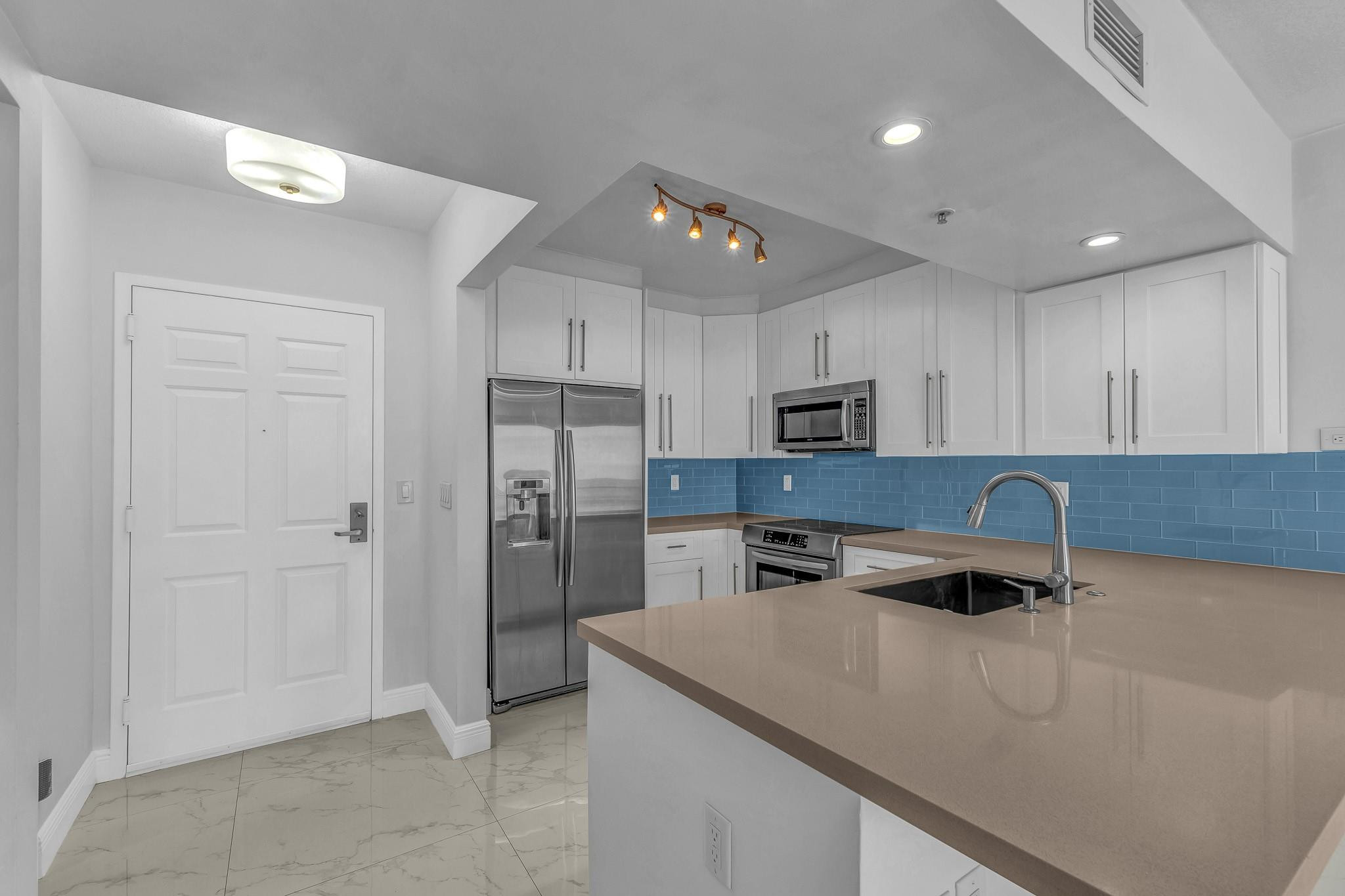 3020 NE 32nd #Unit 905, Fort Lauderdale FL 33306