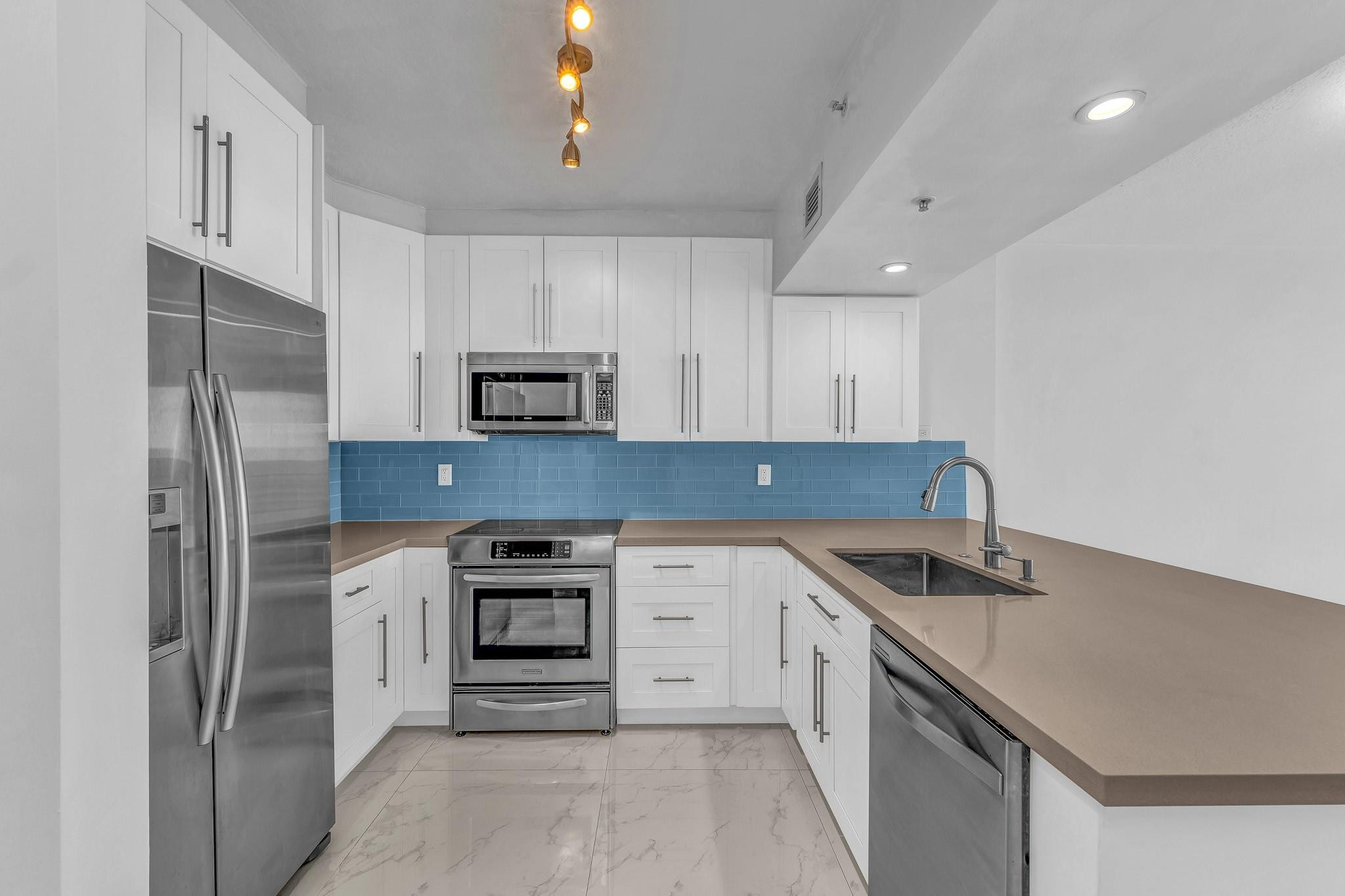 3020 NE 32nd #Unit 905, Fort Lauderdale FL 33306