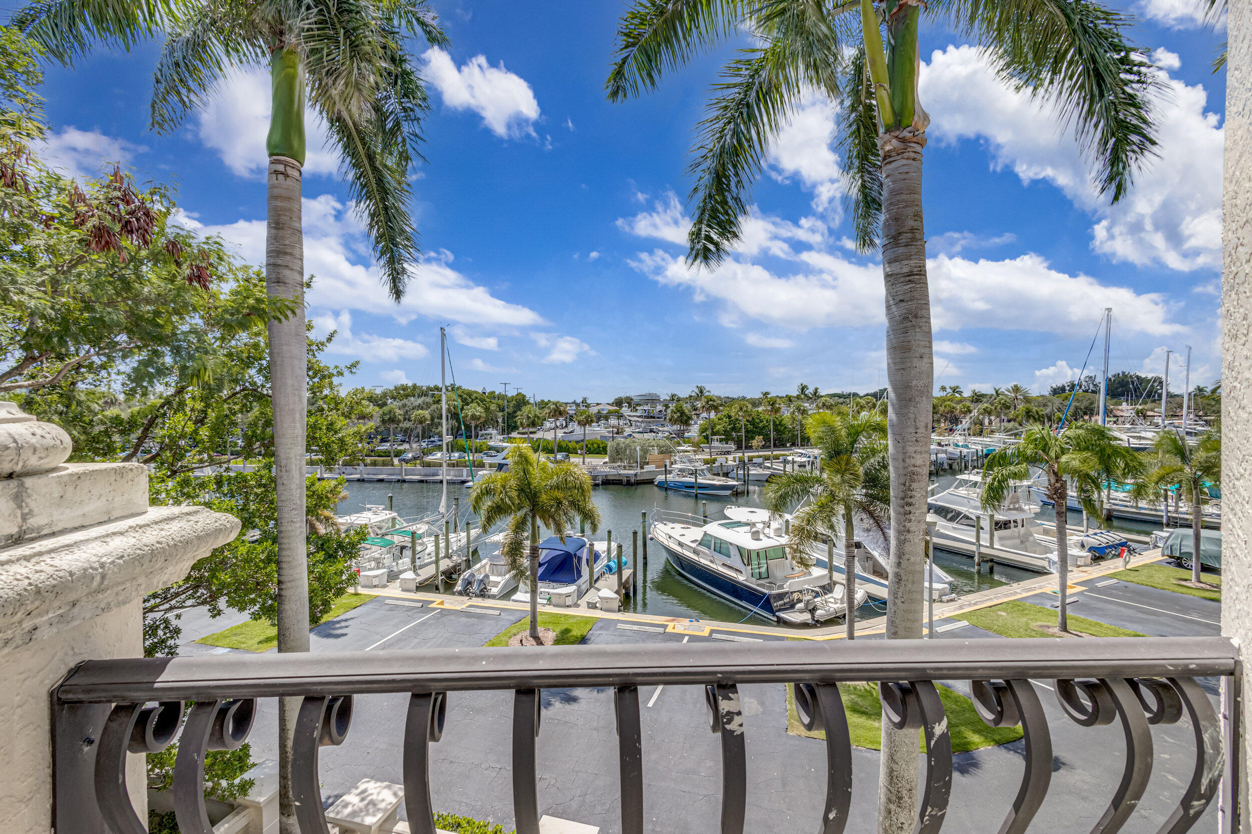 27 Marina Gardens, Palm Beach Gardens FL 33410