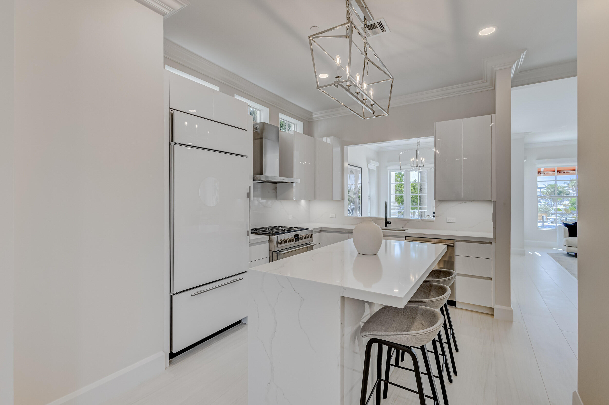 27 Marina Gardens, Palm Beach Gardens FL 33410