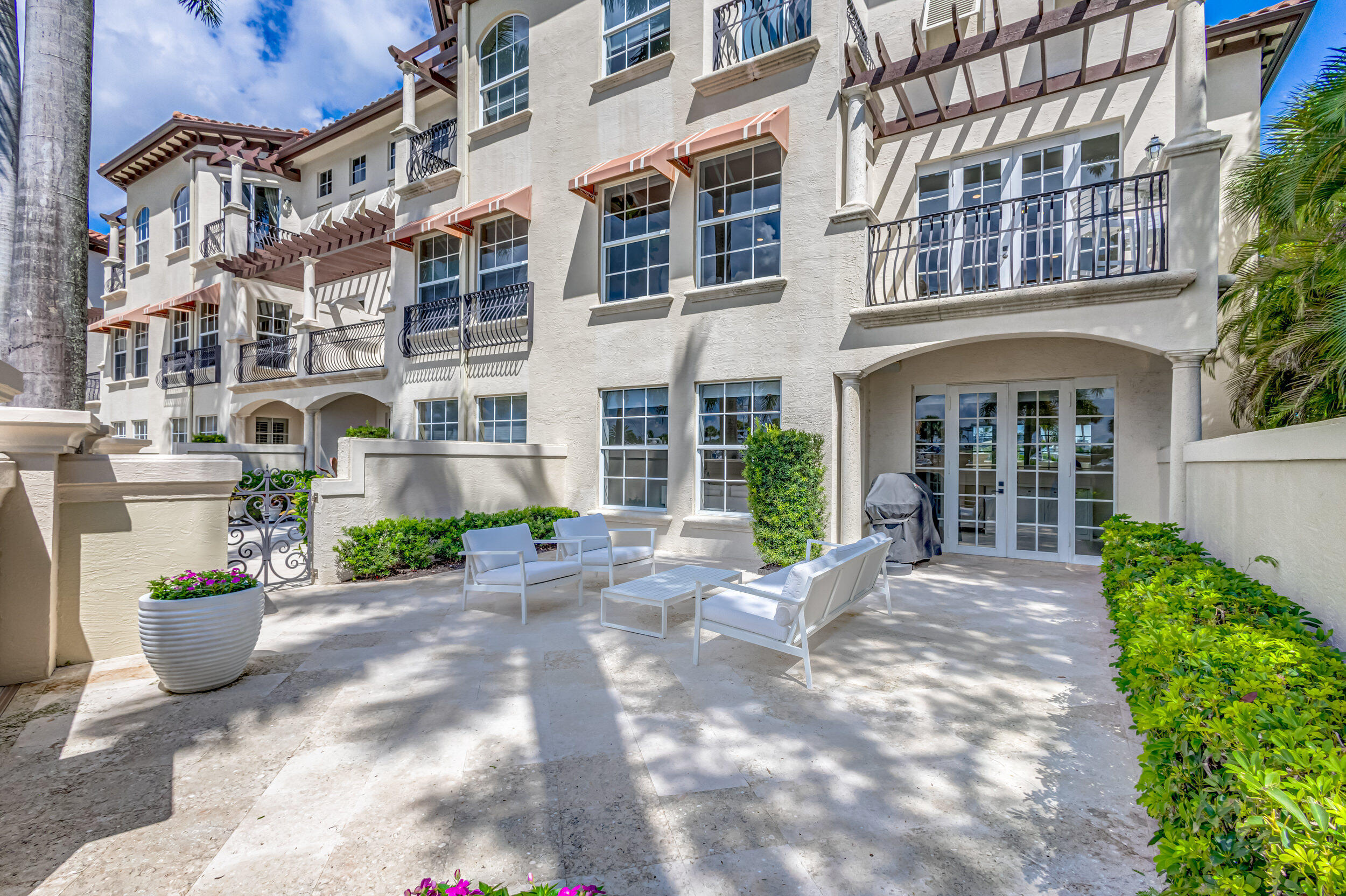 27 Marina Gardens, Palm Beach Gardens FL 33410