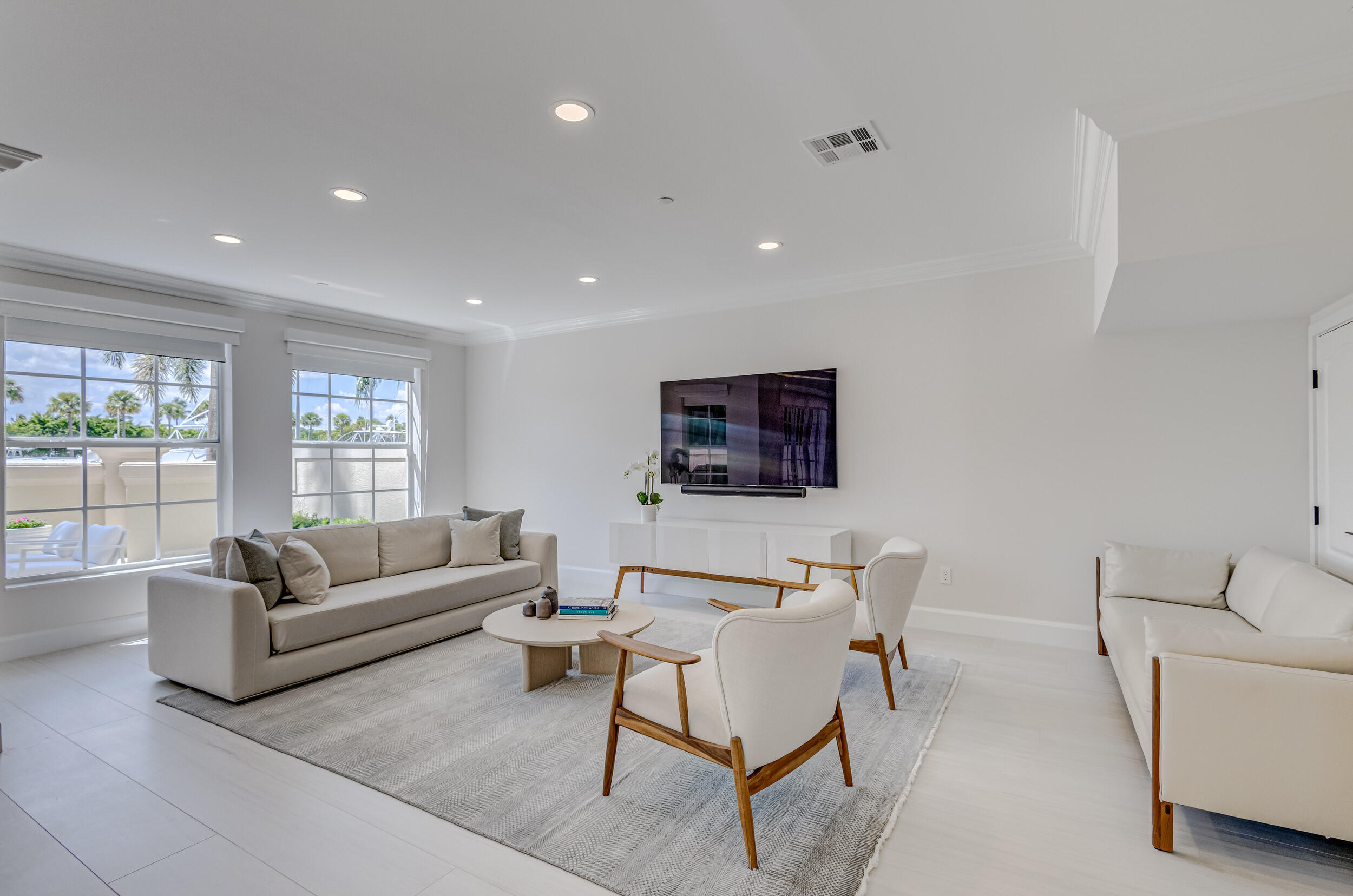 27 Marina Gardens, Palm Beach Gardens FL 33410