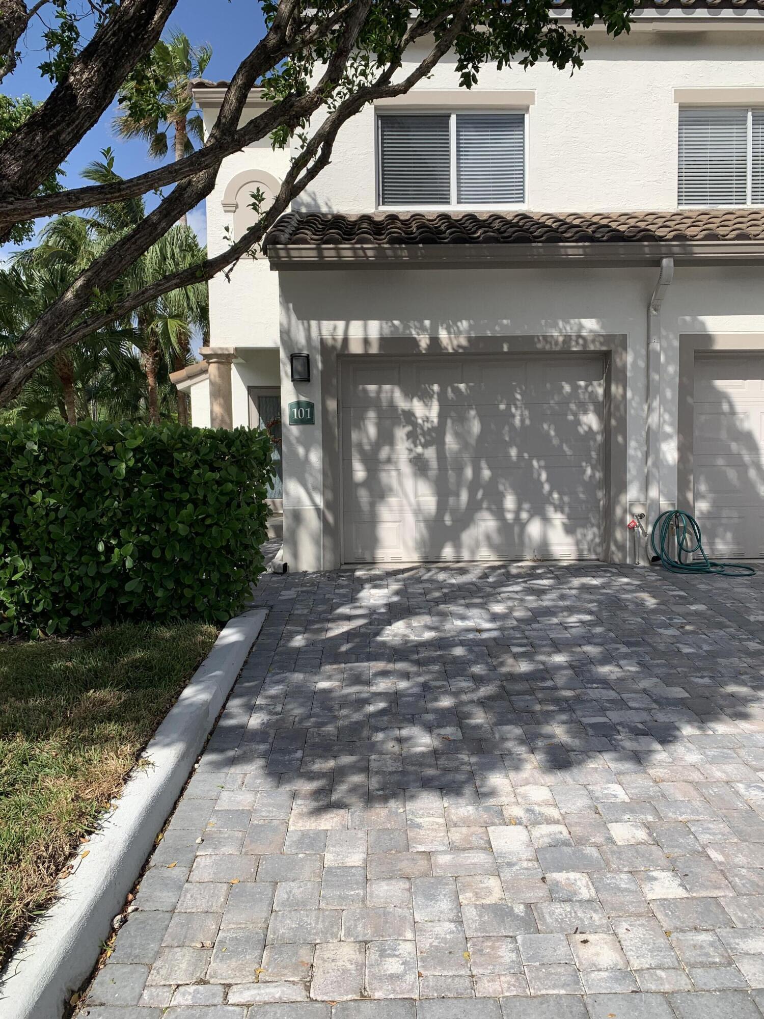 3604 S Ocean #101, Highland Beach FL 33487