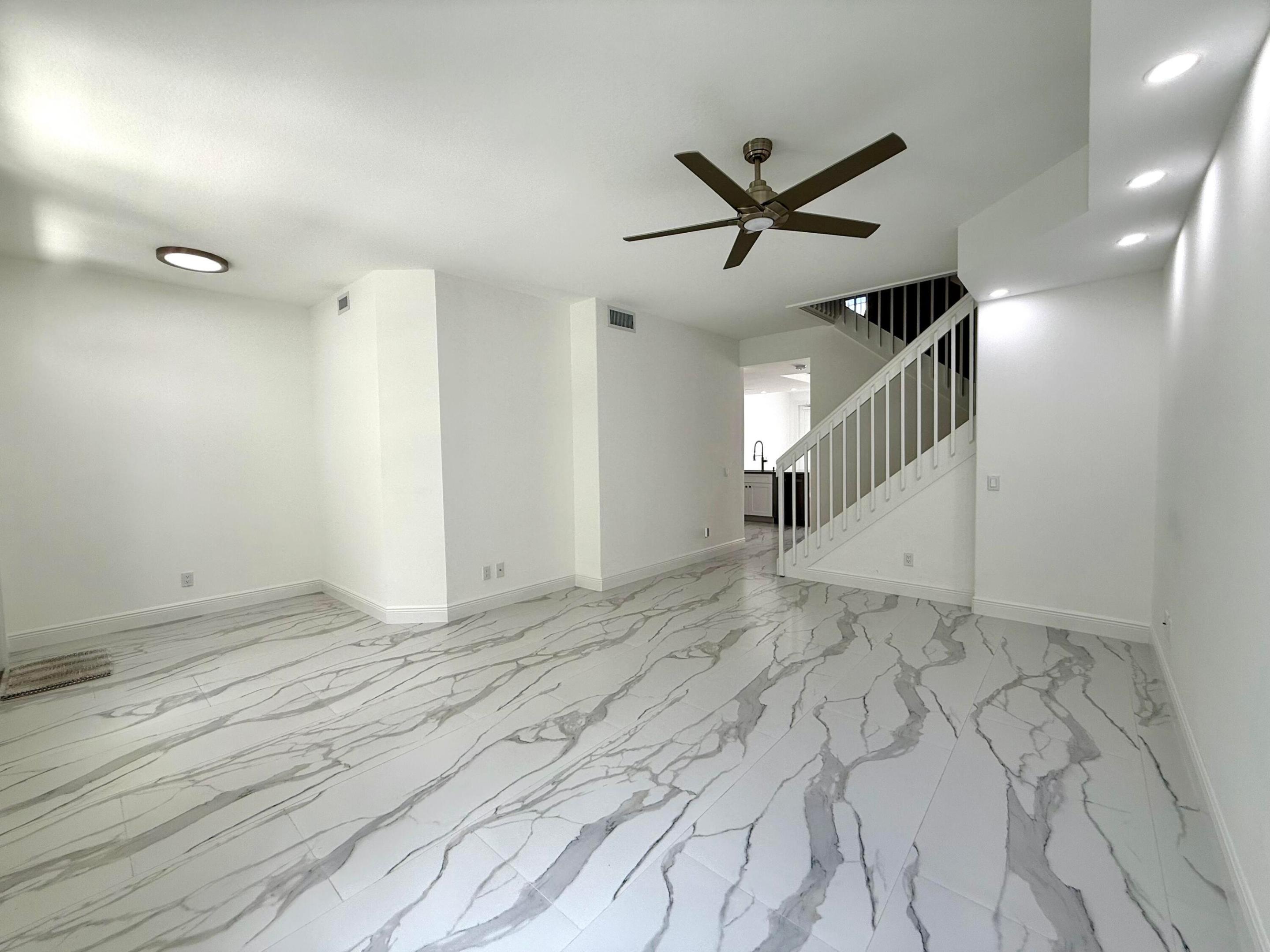 117 Waterford, Jupiter FL 33458
