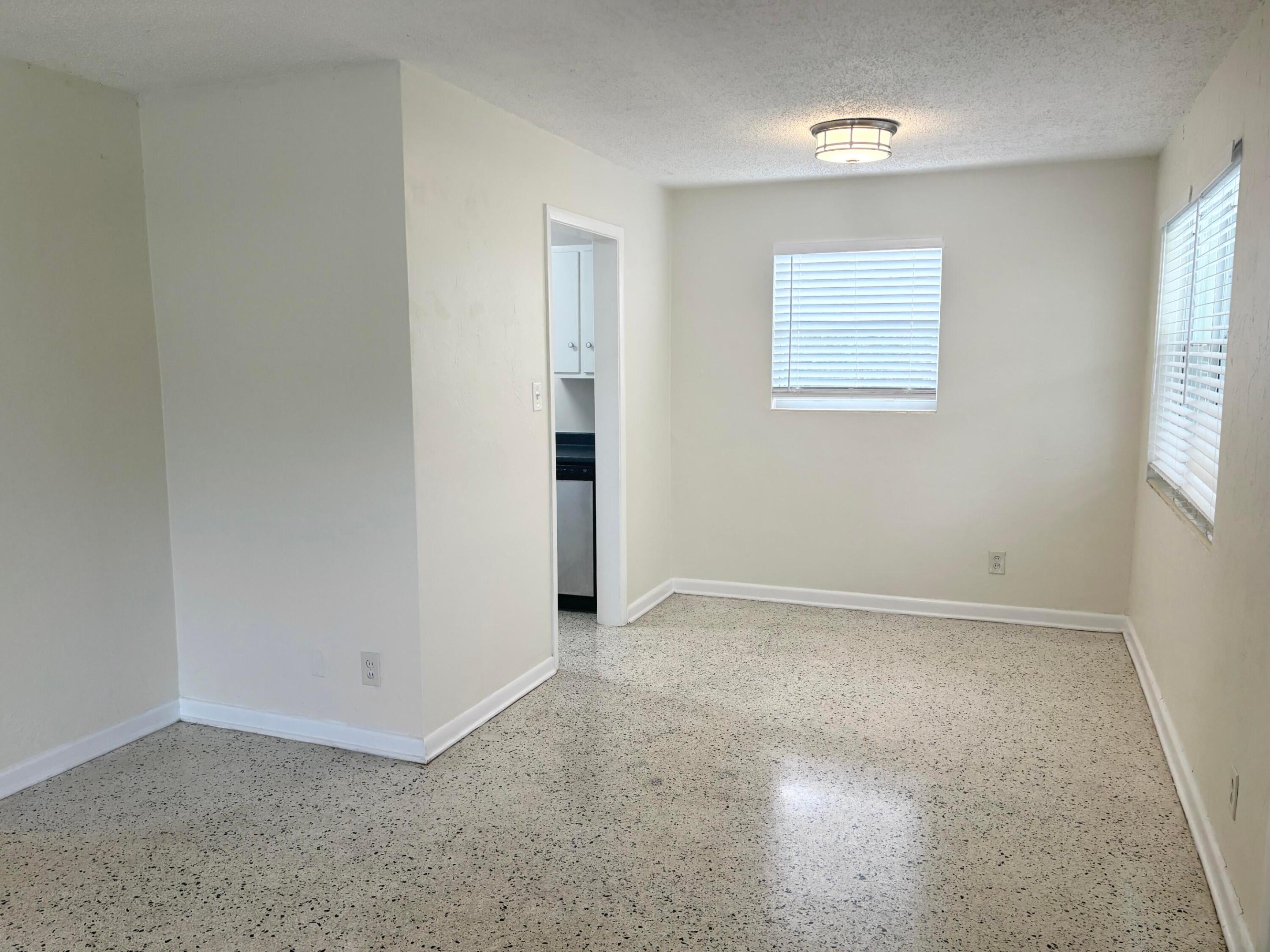 218 Seville, West Palm Beach FL 33405