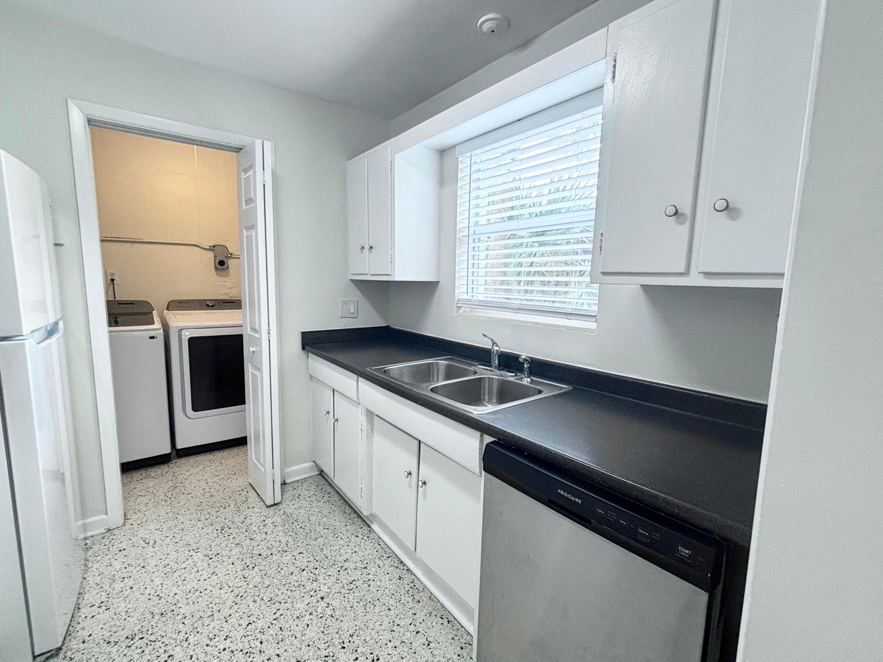 218 Seville, West Palm Beach FL 33405