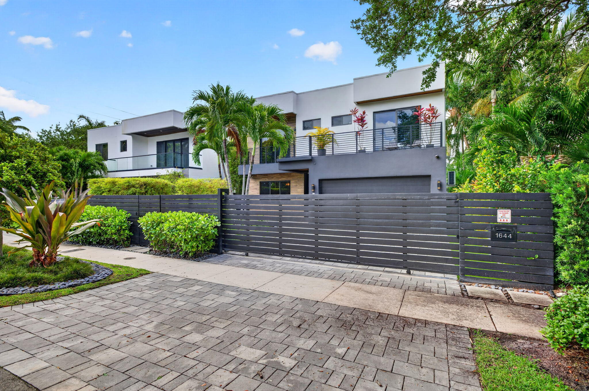 1644 NE 4th, Fort Lauderdale FL 33301