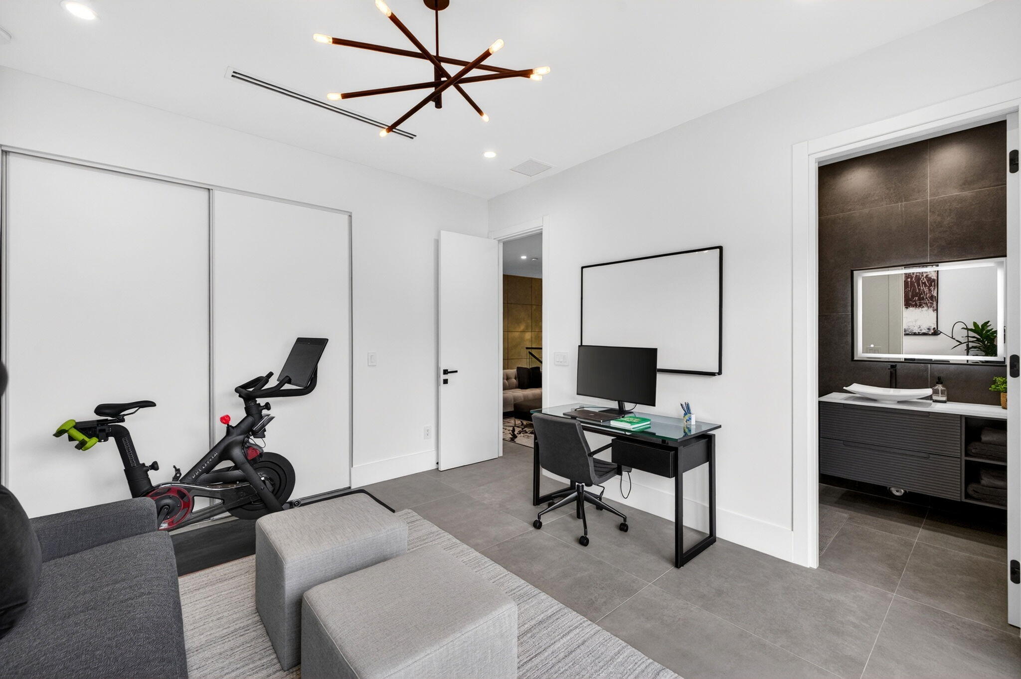 1644 NE 4th, Fort Lauderdale FL 33301
