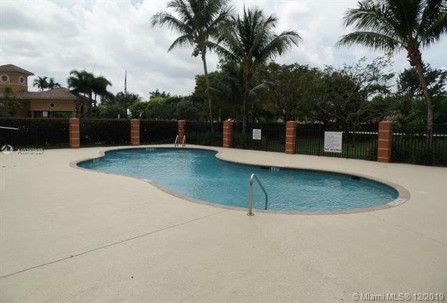 3512 Briar Bay #105, West Palm Beach FL 33411