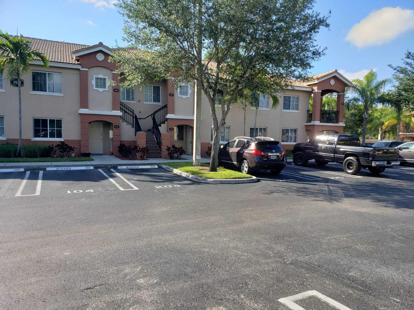 3512 Briar Bay #105, West Palm Beach FL 33411