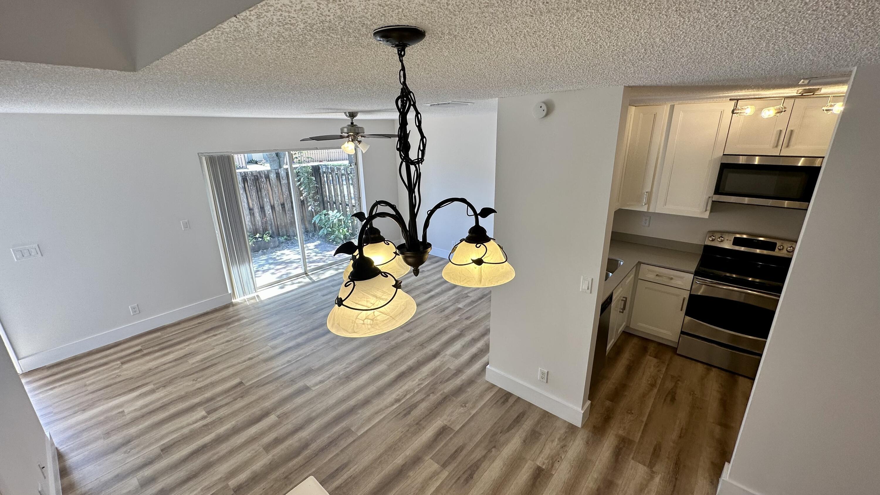 1631 E Cypress Way, Palm Springs FL 33406