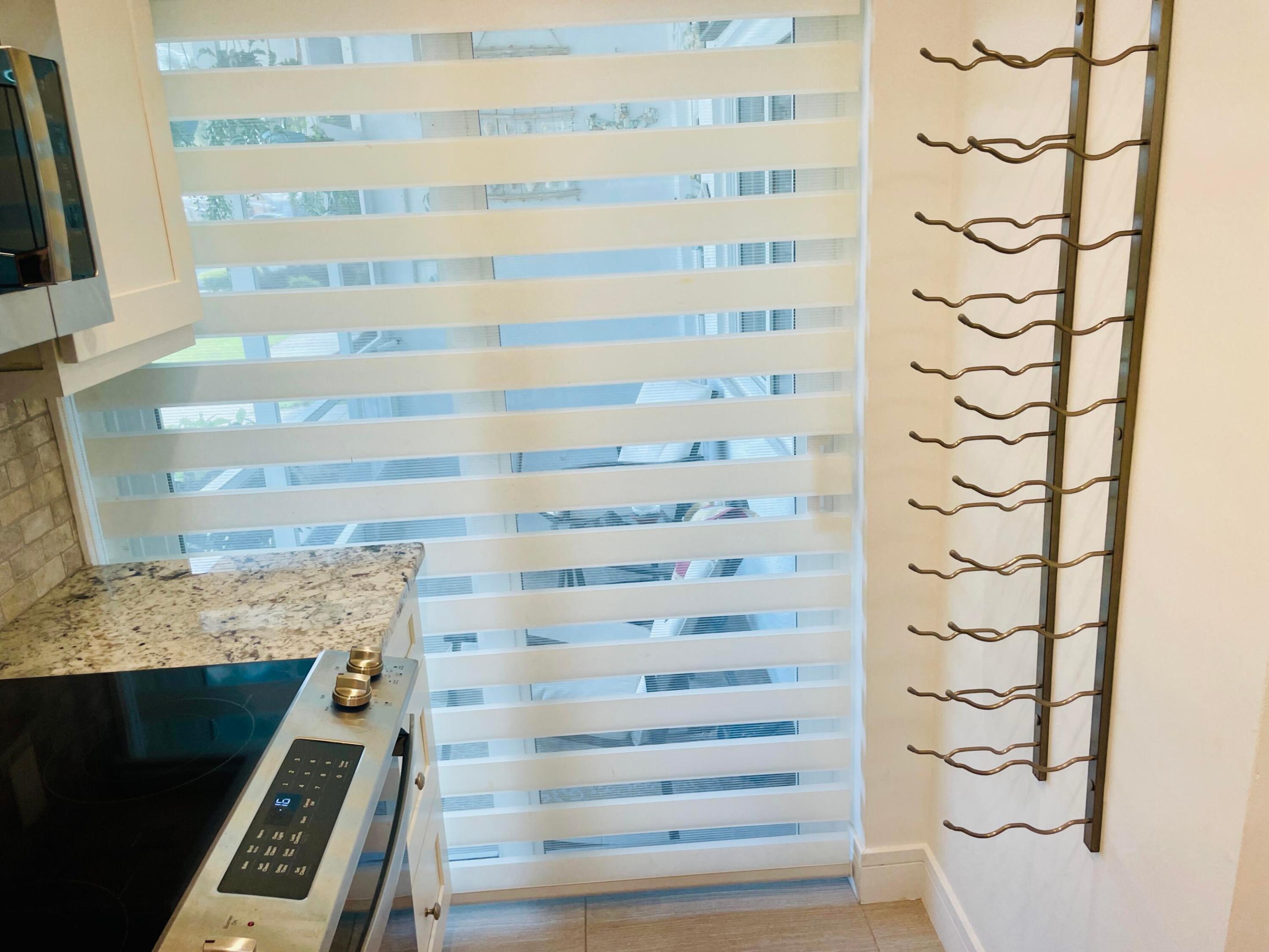 2100 NE 38th #142, Lighthouse Point FL 33064