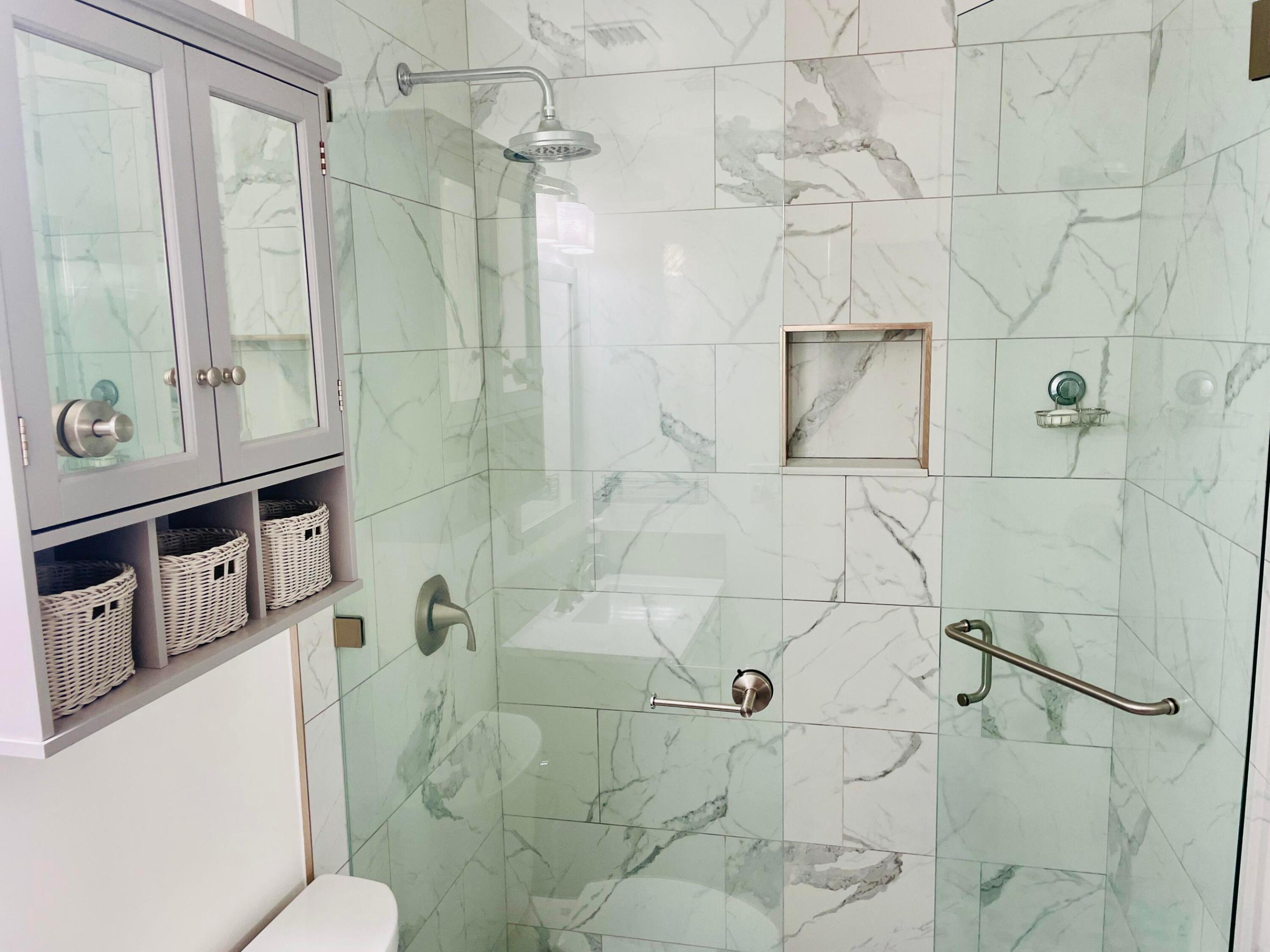 2100 NE 38th #142, Lighthouse Point FL 33064