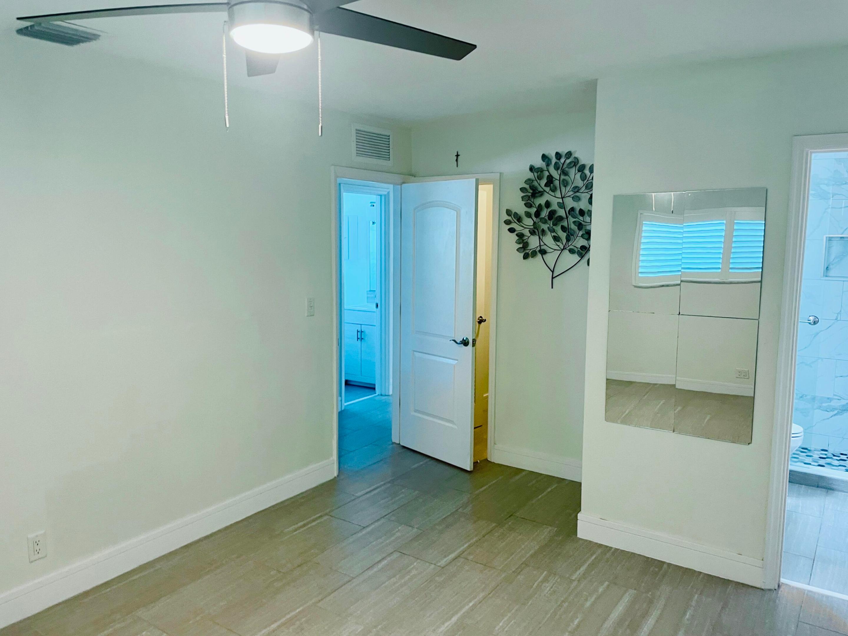 2100 NE 38th #142, Lighthouse Point FL 33064