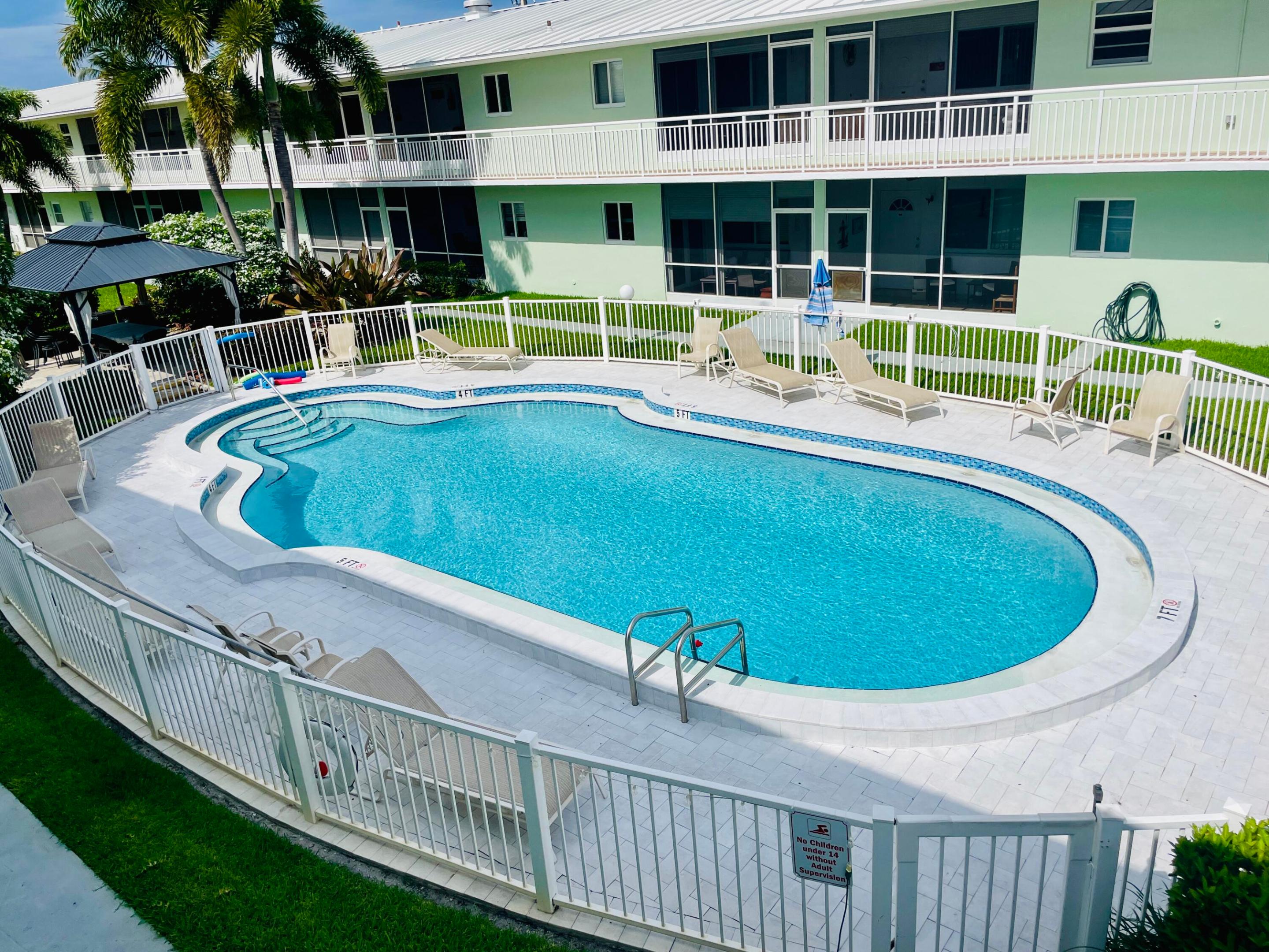 2100 NE 38th #142, Lighthouse Point FL 33064