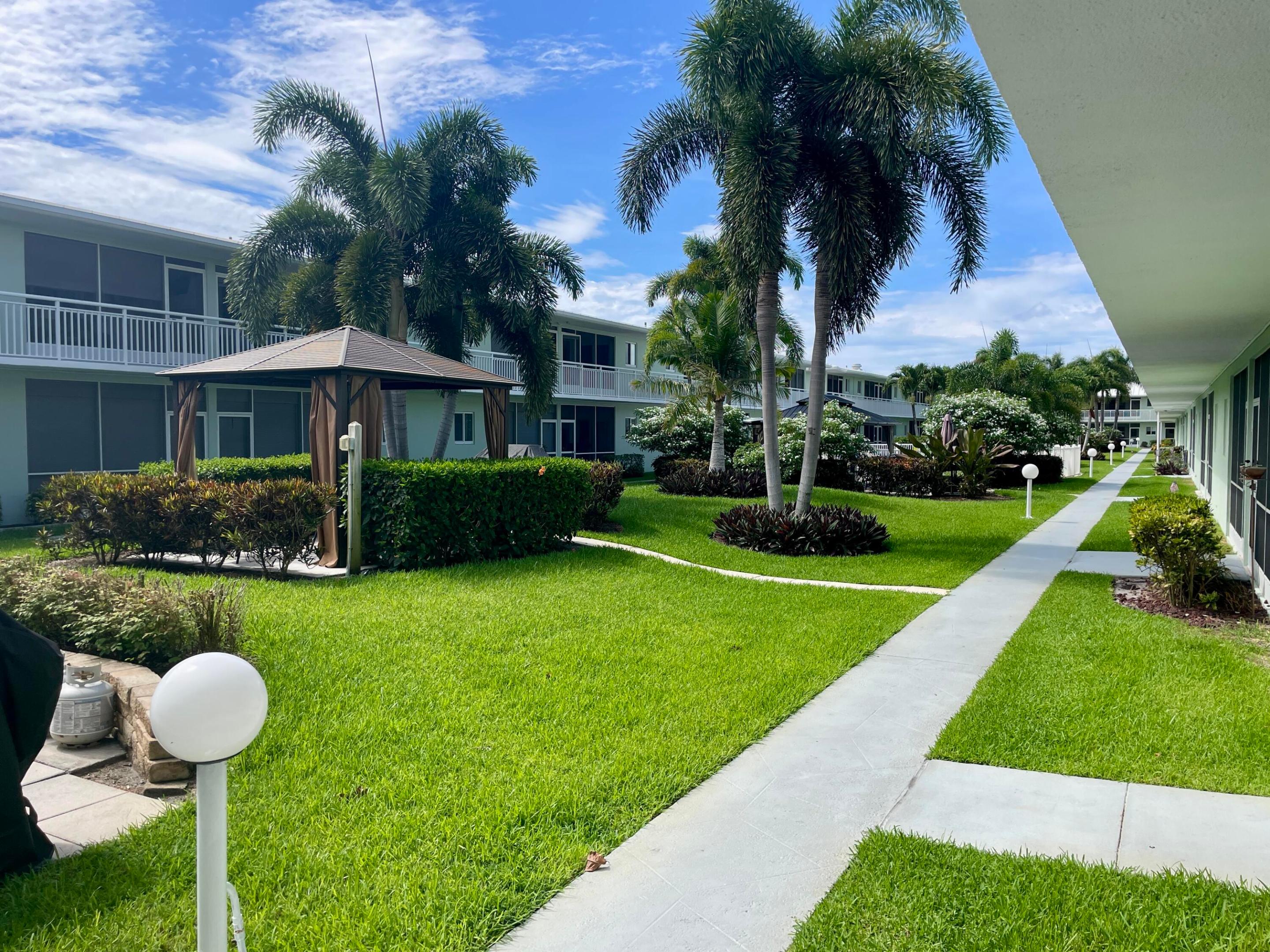 2100 NE 38th #142, Lighthouse Point FL 33064
