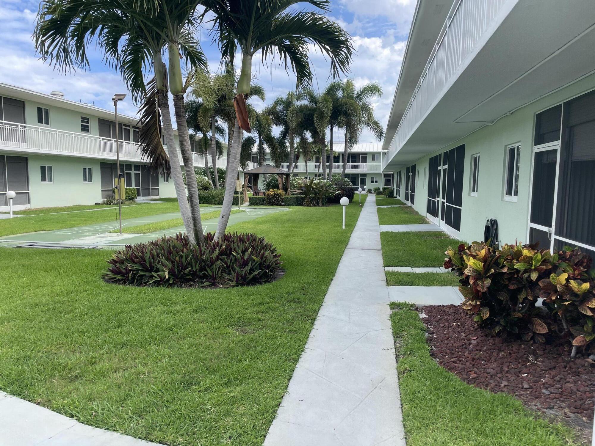 2100 NE 38th #142, Lighthouse Point FL 33064