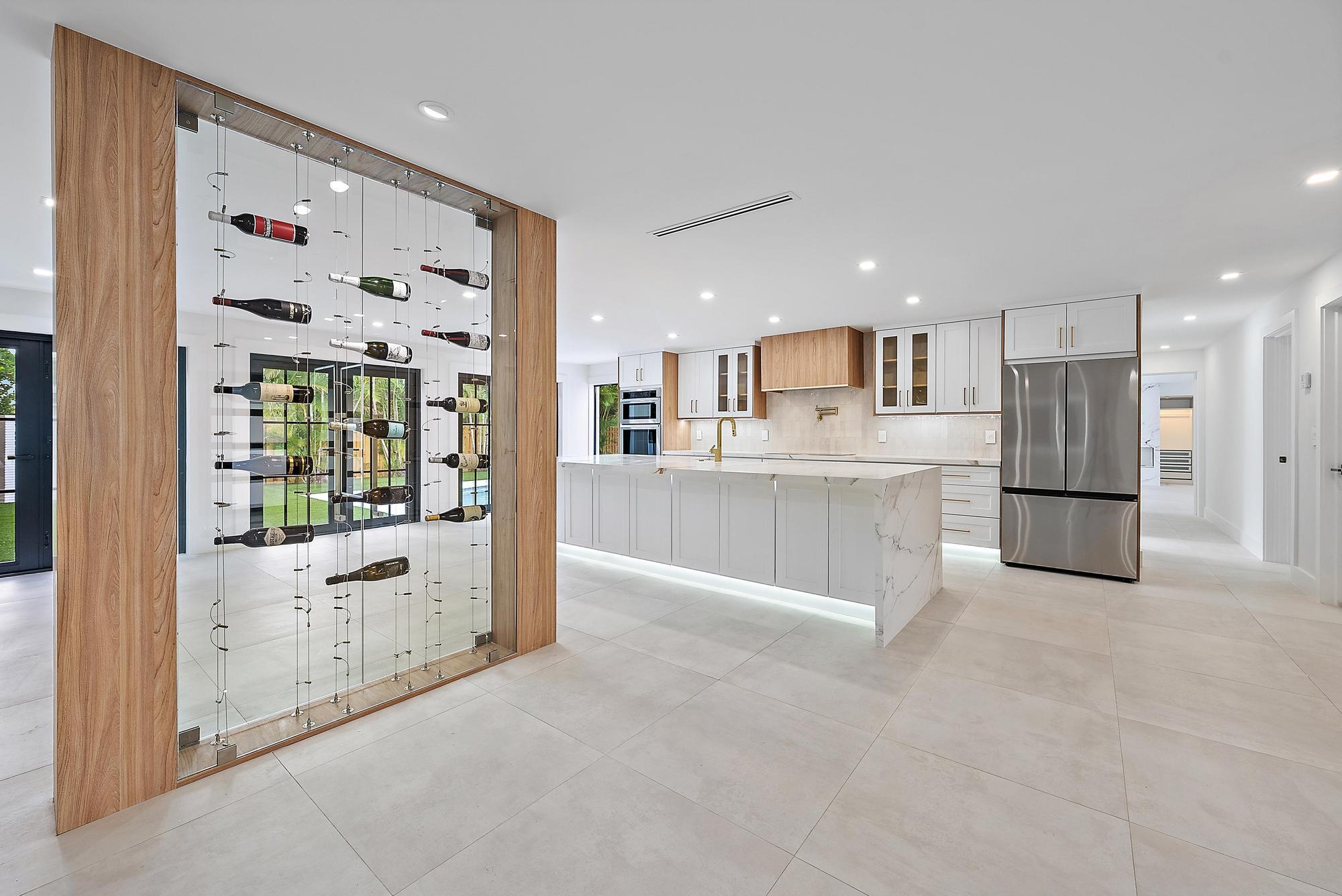 391 W Riverside, Tequesta FL 33469