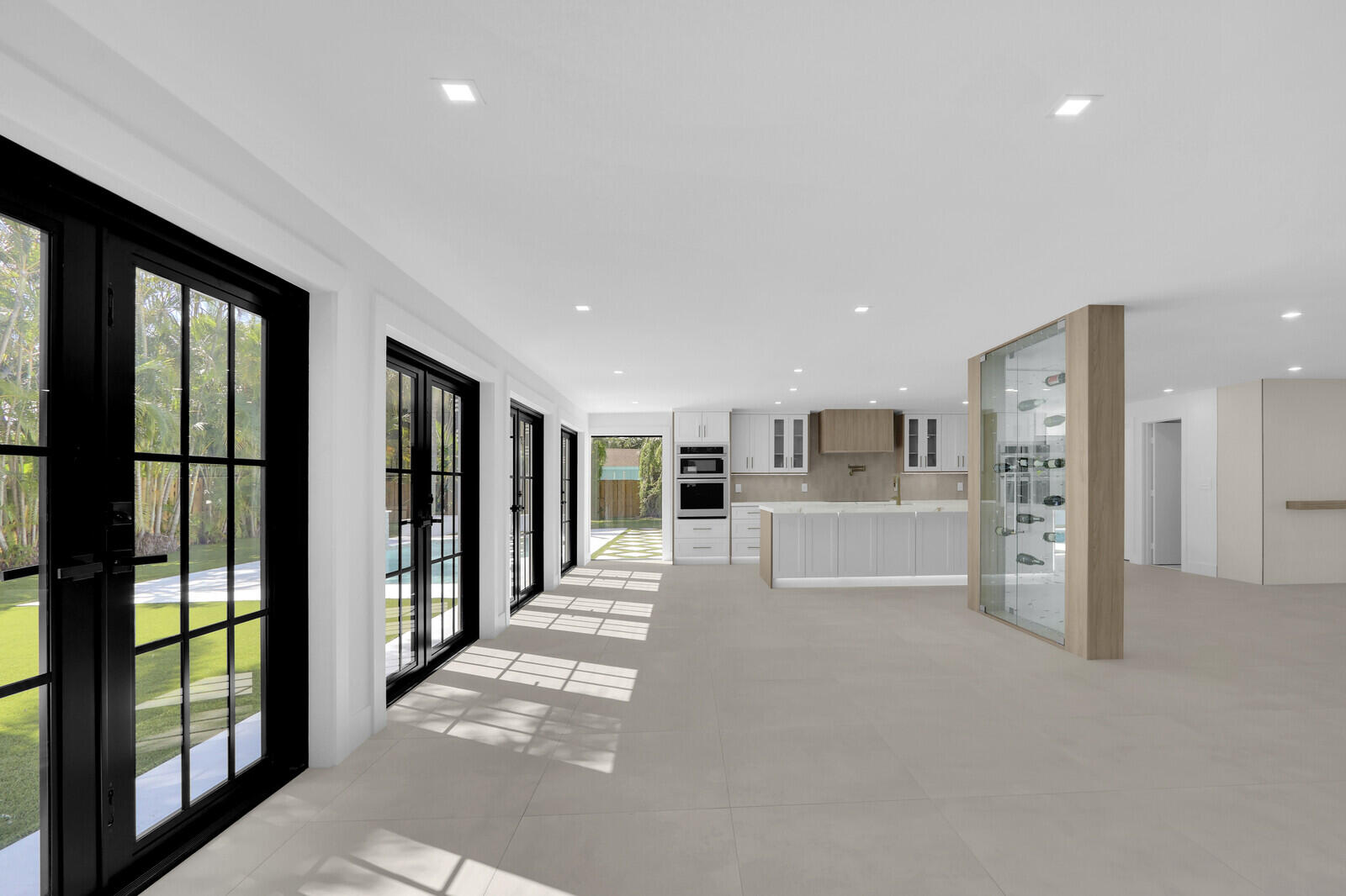 391 W Riverside, Tequesta FL 33469